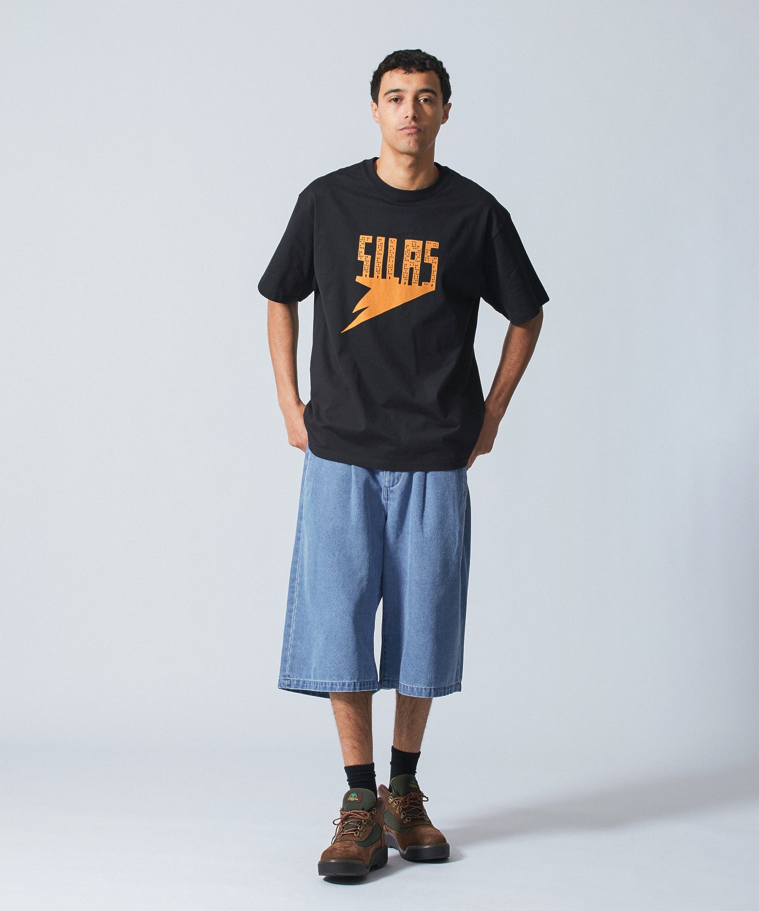 SHORT BAGGY DENIM PANTS