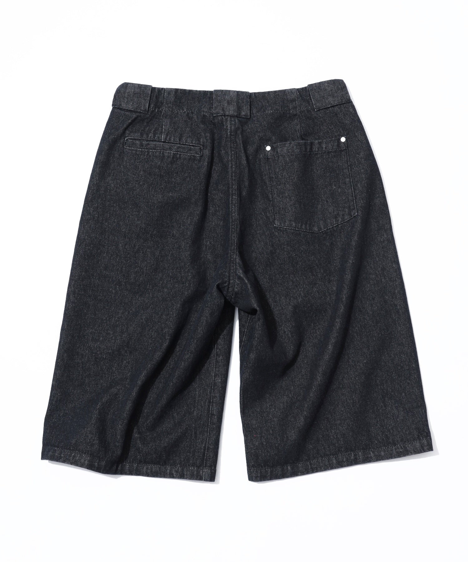 SHORT BAGGY PANTS