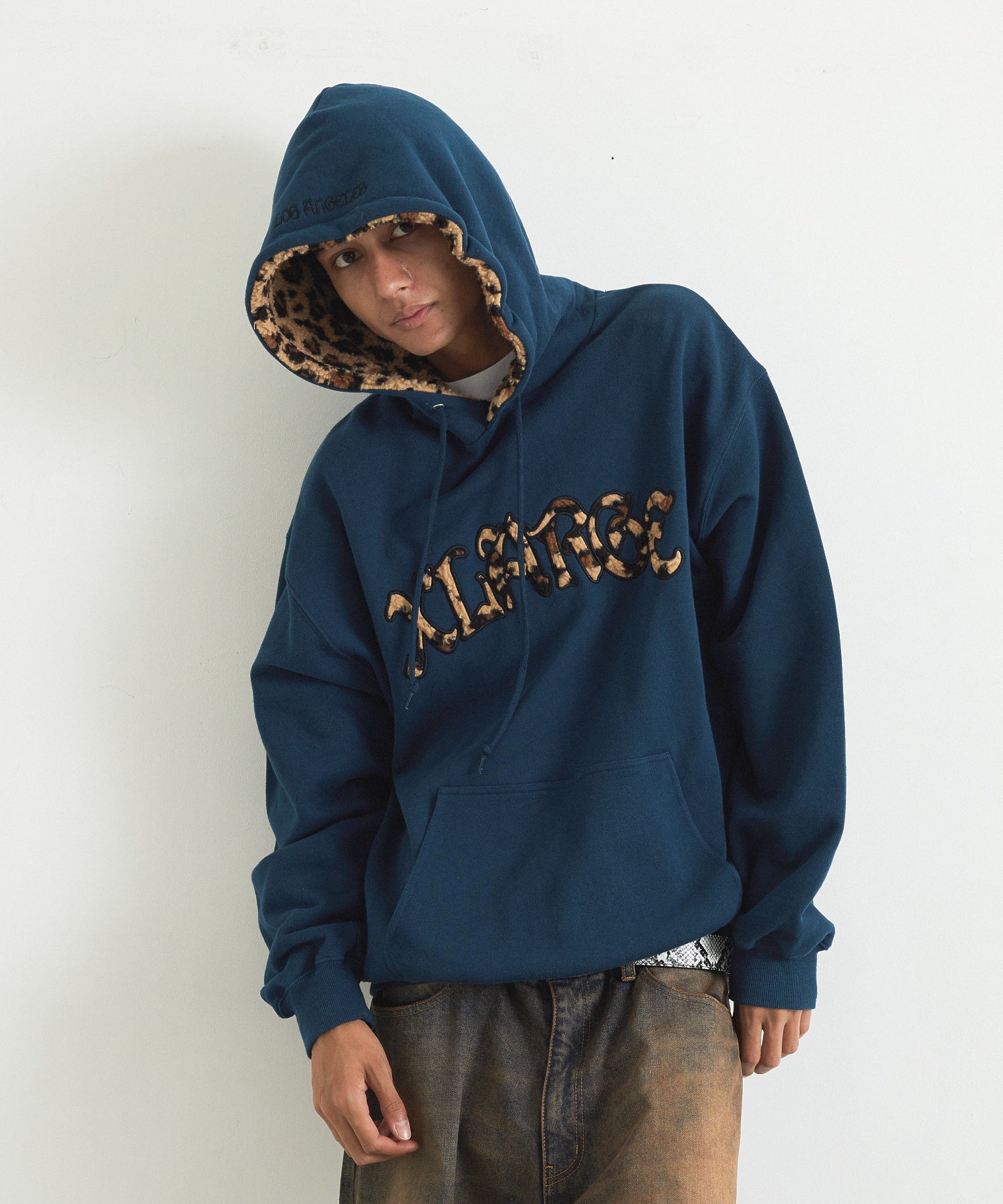 MODEL身長：183cm / 着用サイズ：Lサイズ