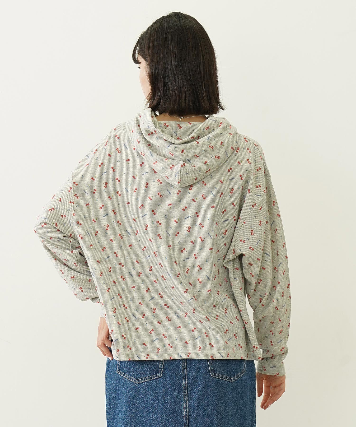 CHERRY PATTERN WAFFLE HOODIE TOP