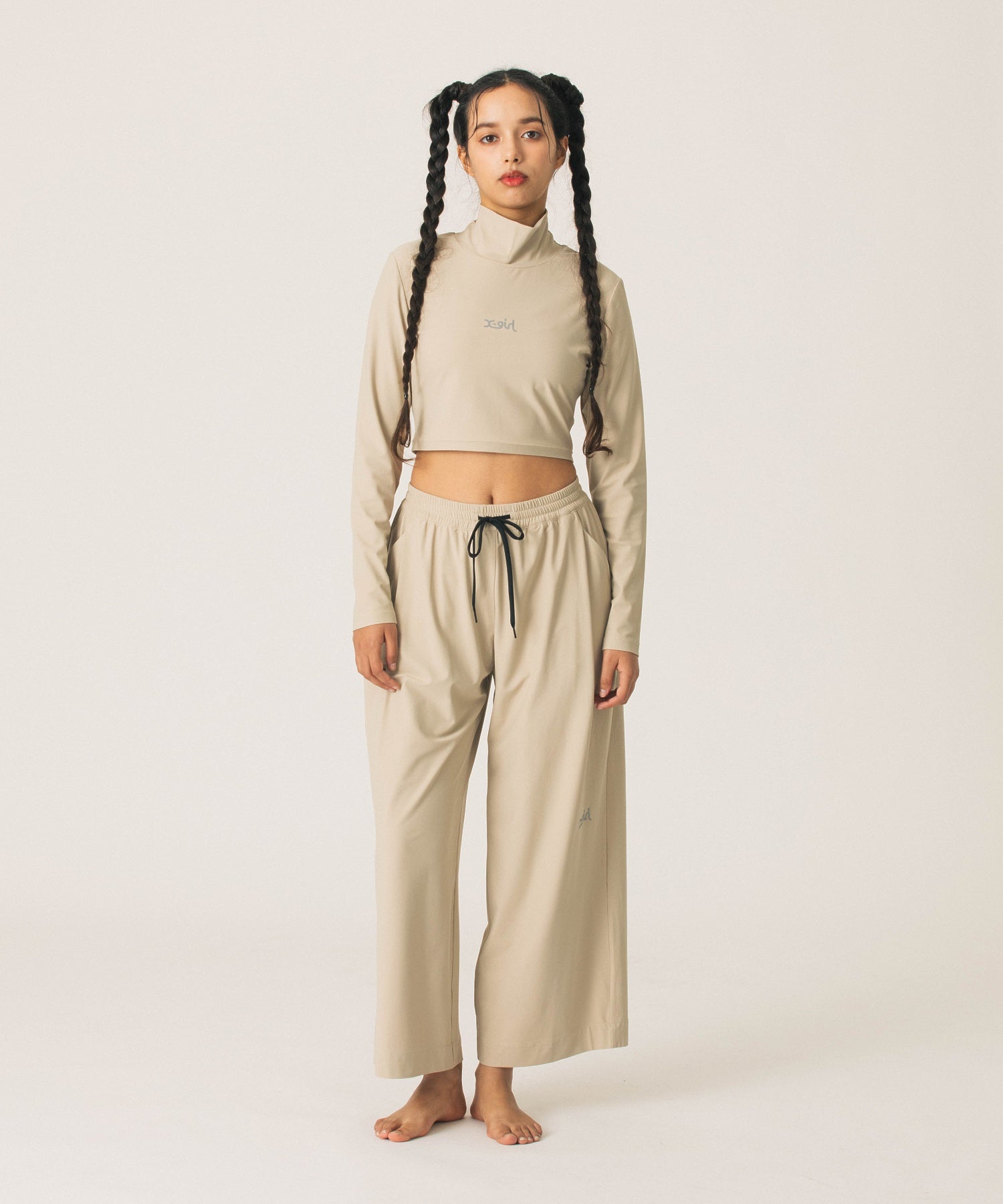 HIGH NECK SHORT LS TOP