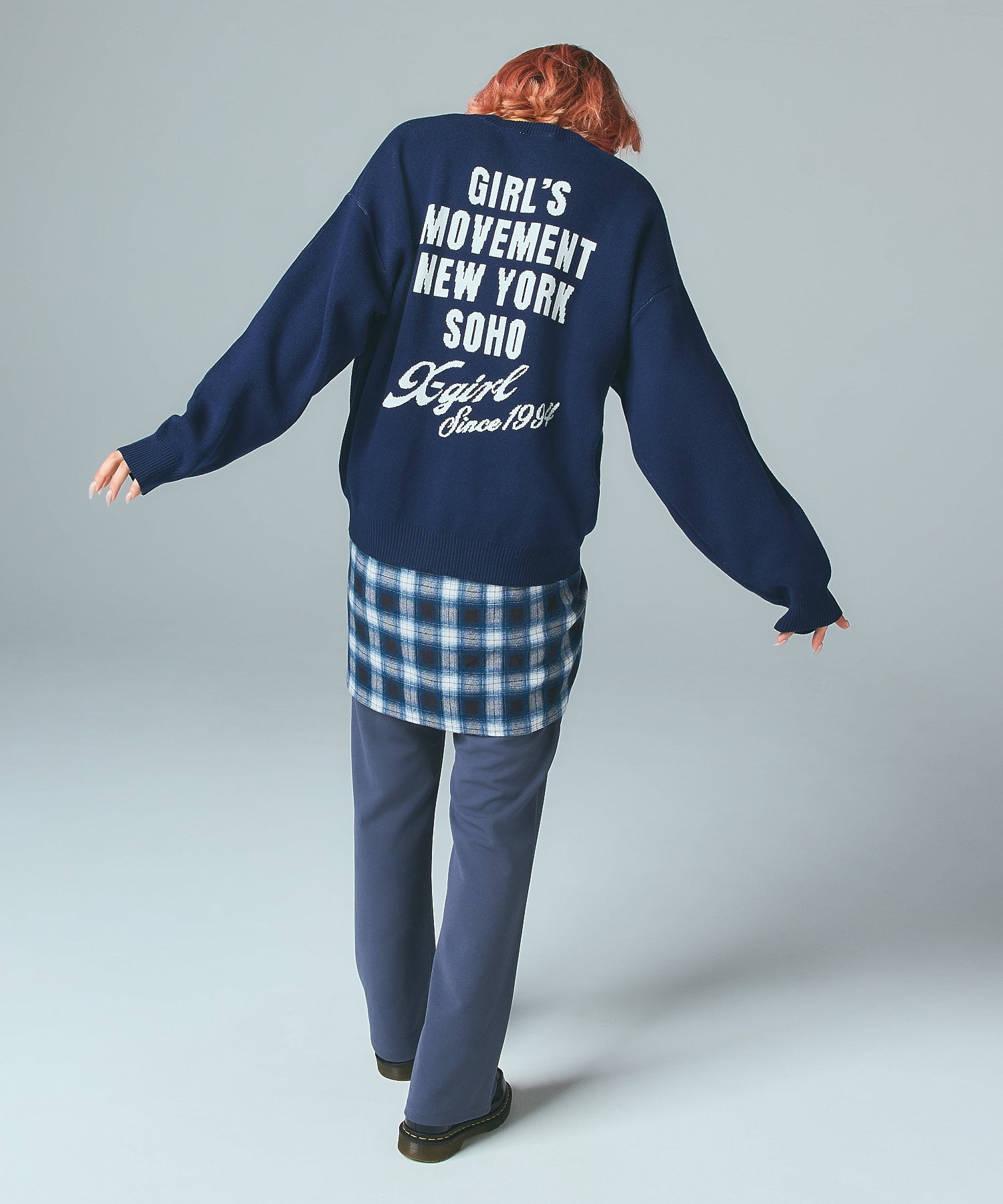 CURSIVE LOGO AND FACE JACQUARD KNIT TOP