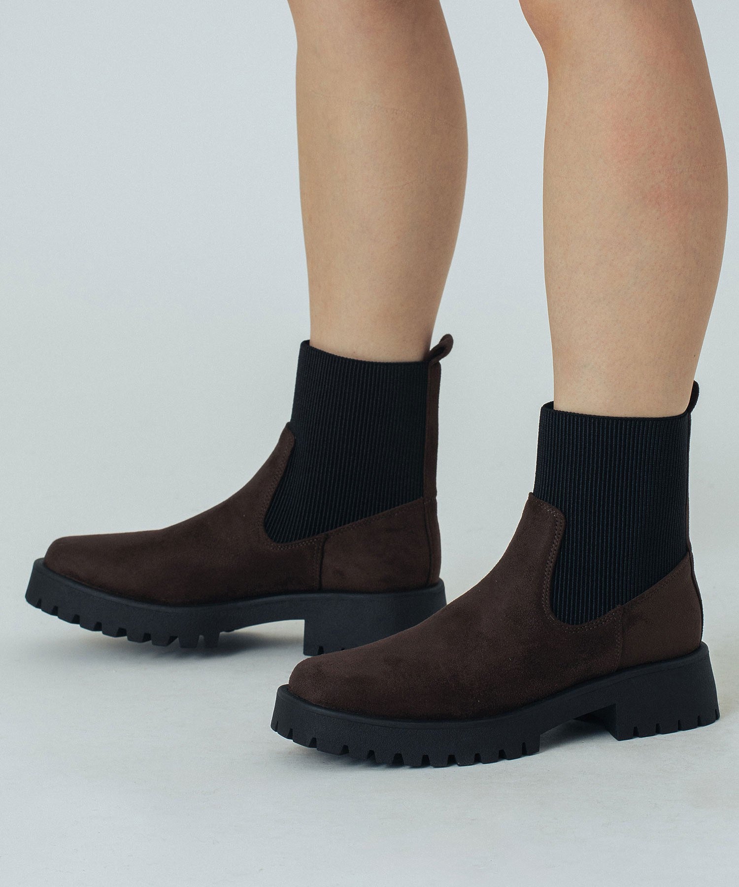 STRETCH CHELSEA BOOTS