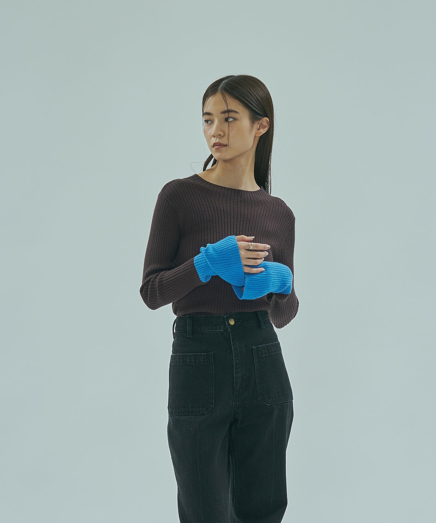 BICOLOR RIB KNIT TOP