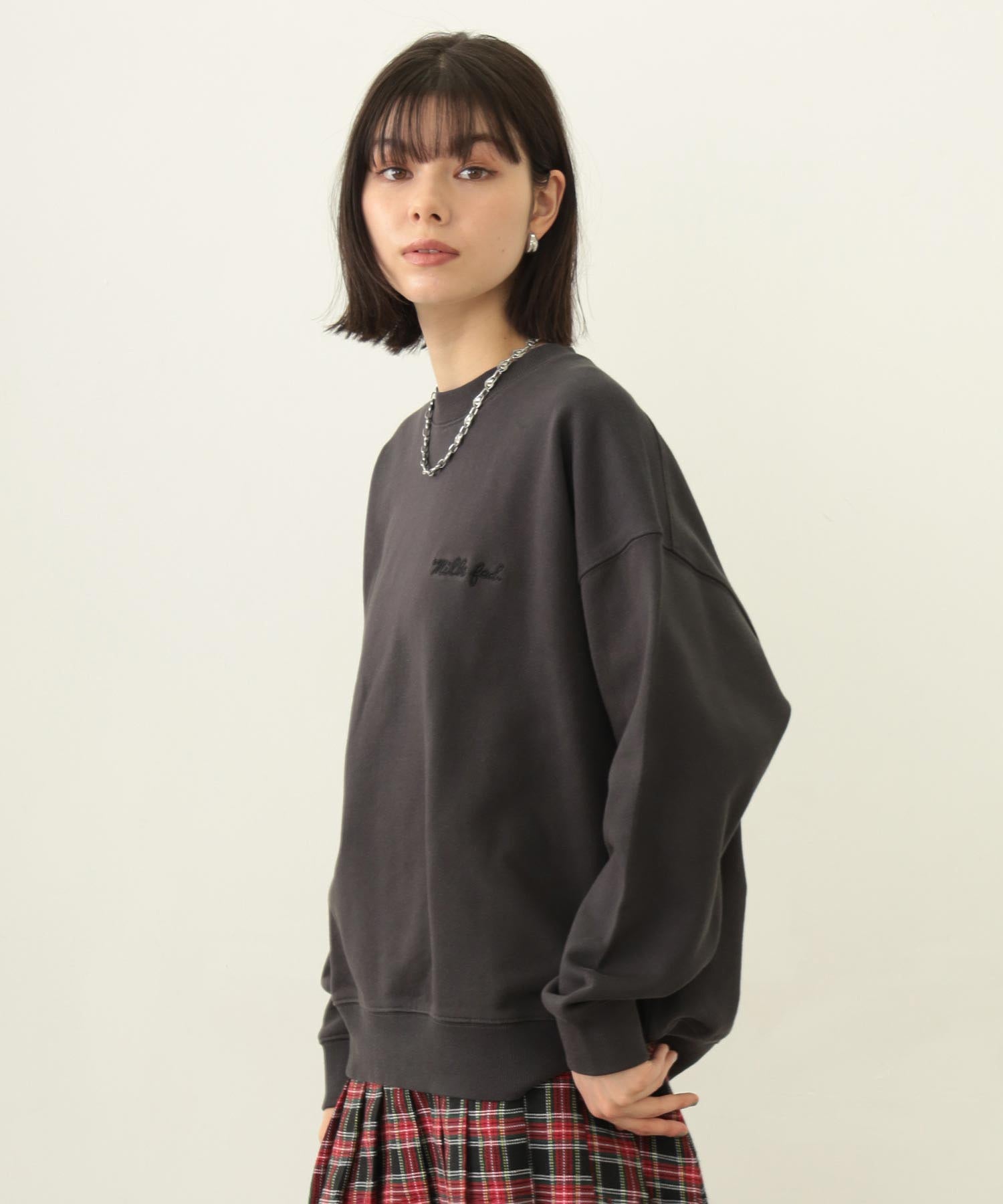 ICING LOGO WIDE CREW SWEAT TOP