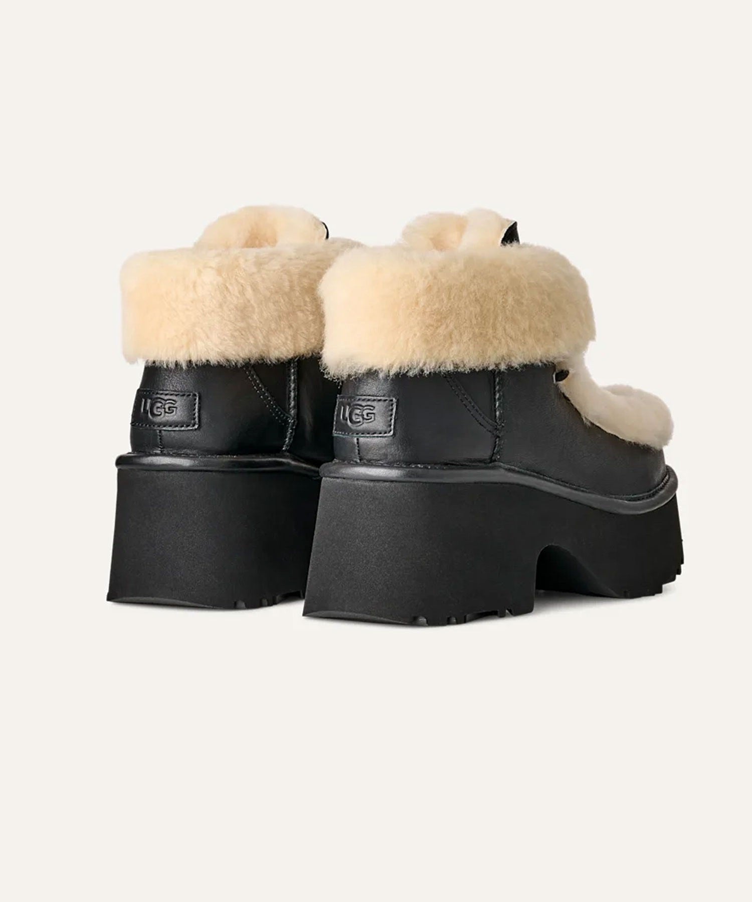 UGG/W ESMEE LEATHER LACE UP