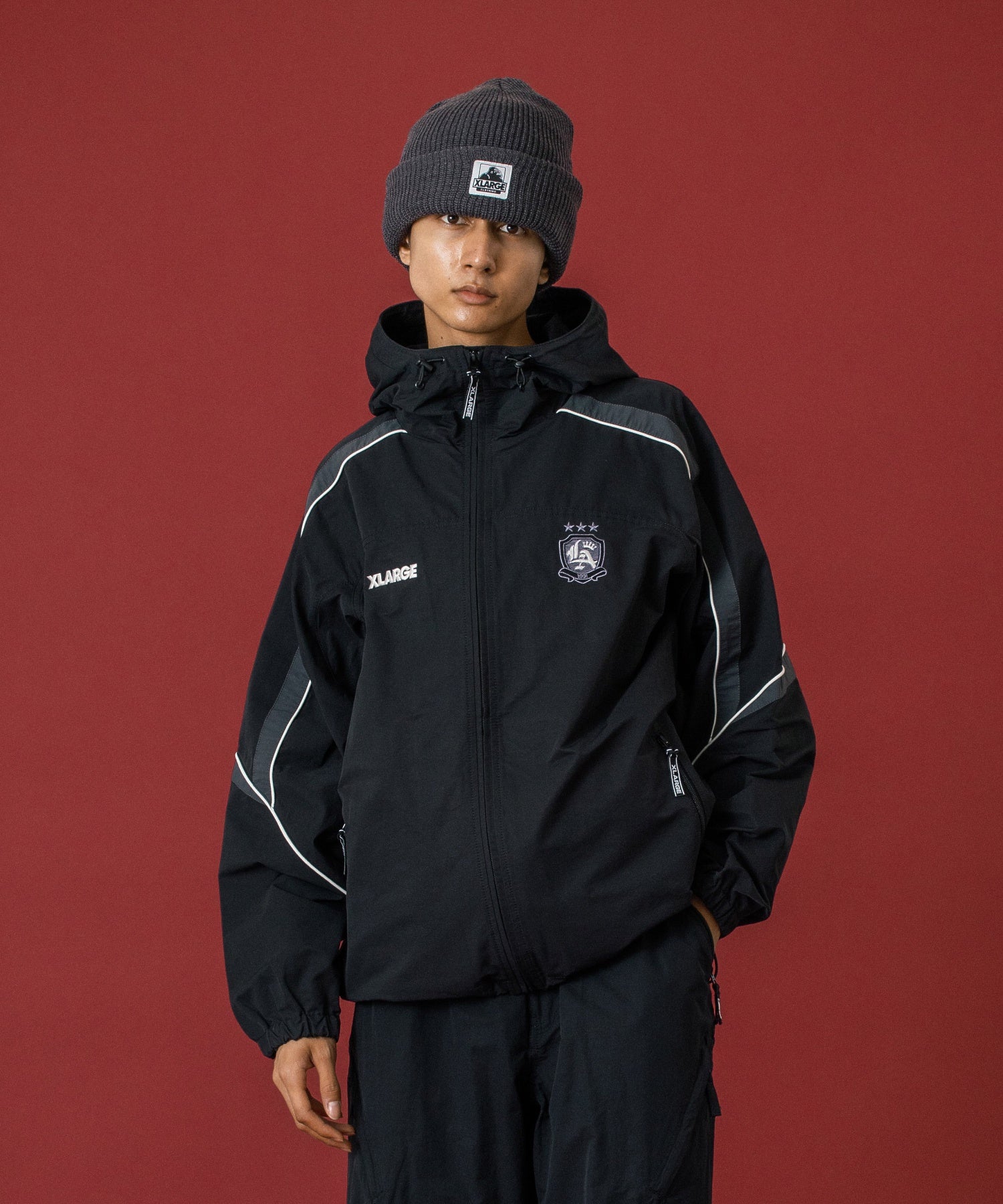 MODEL 身長183cm / 着用サイズ：Lサイズ