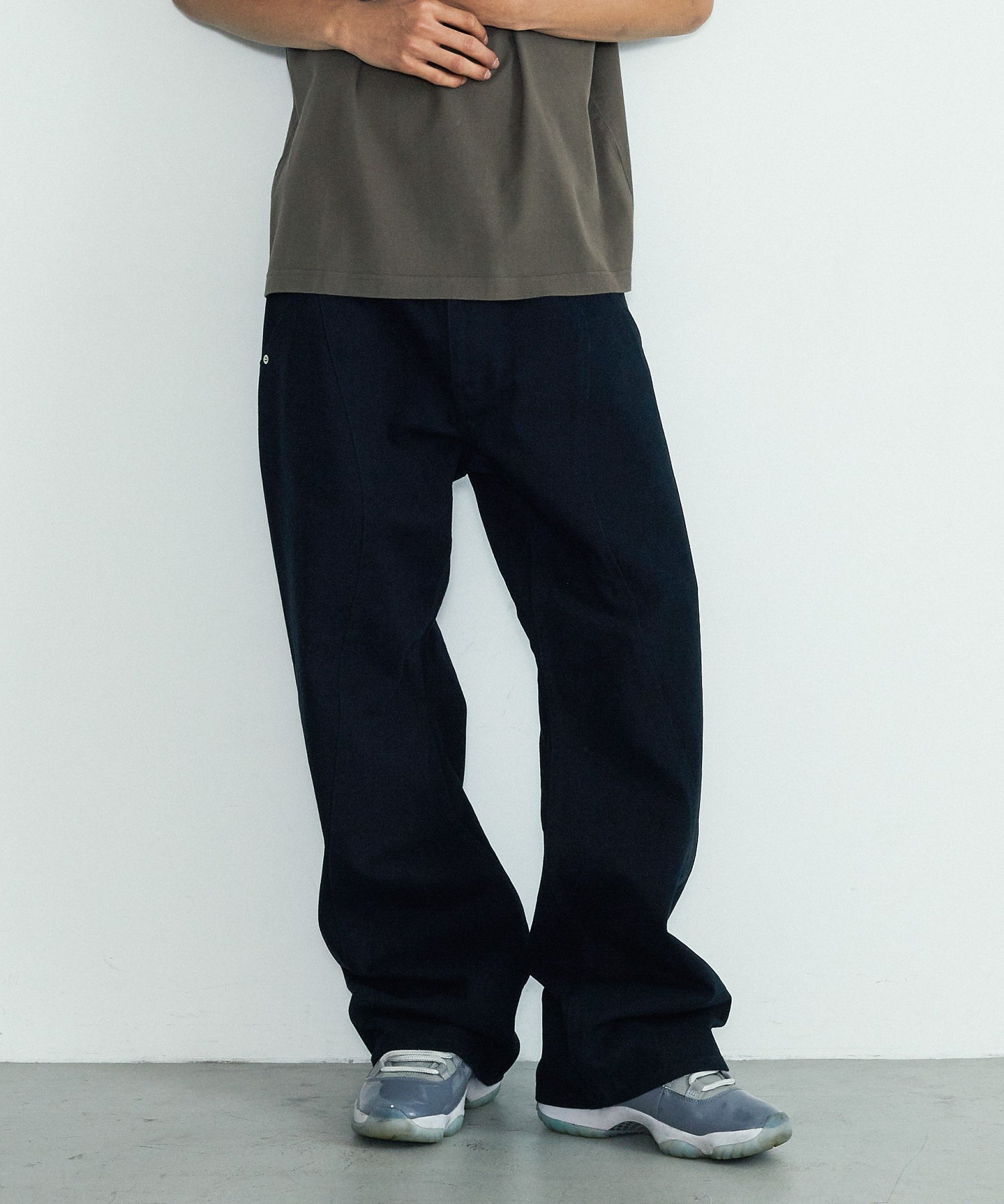 MODEL身長：183cm / 着用サイズ：34inch