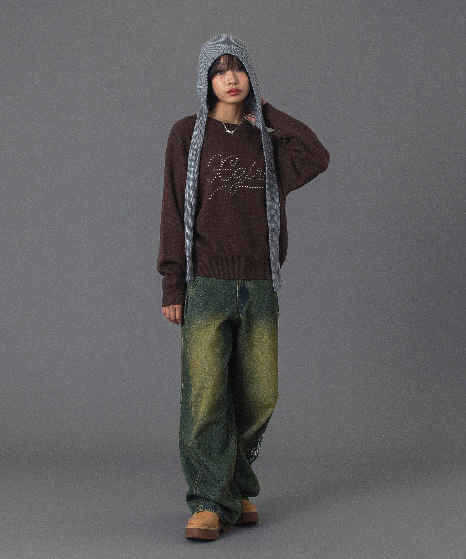 STUDDED LOGO KNIT TOP