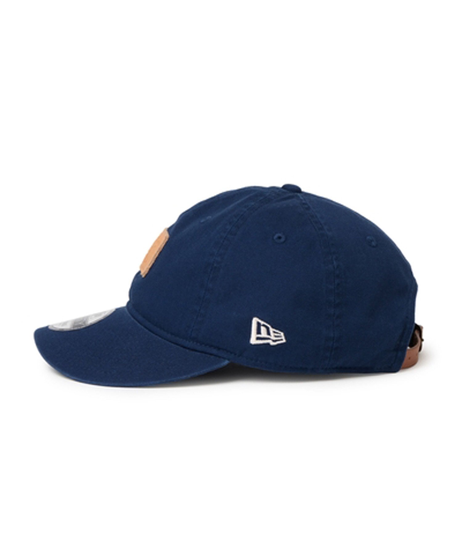 【NEWERA】9THIRTY レザーストラップ DOG PATCH Direction By TAKAYUKI OHASHI (the Apartment) 15171664