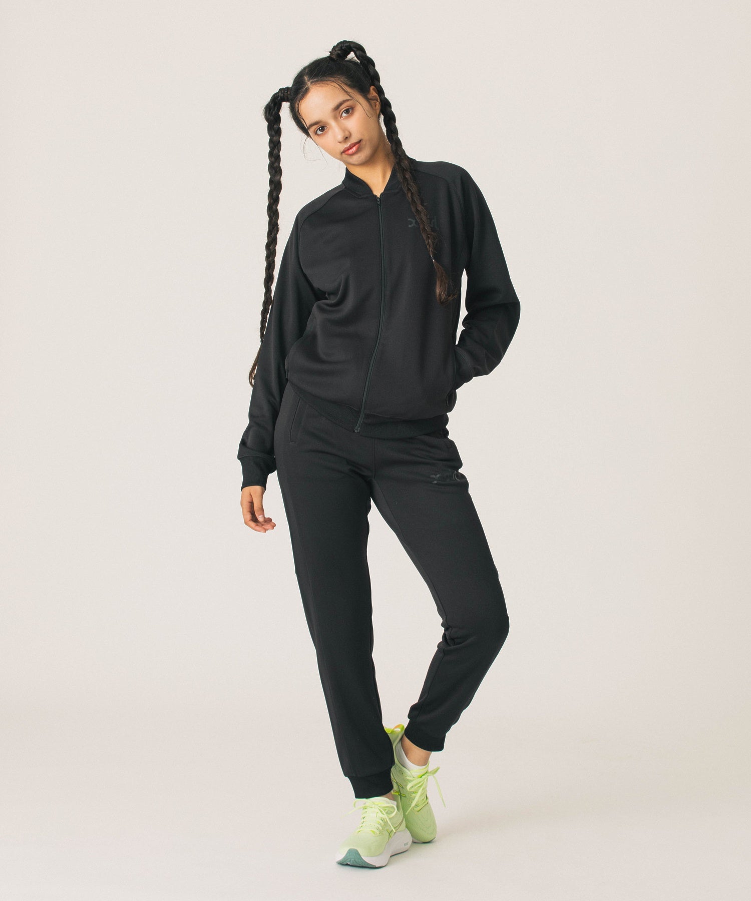 TRACK JACKET