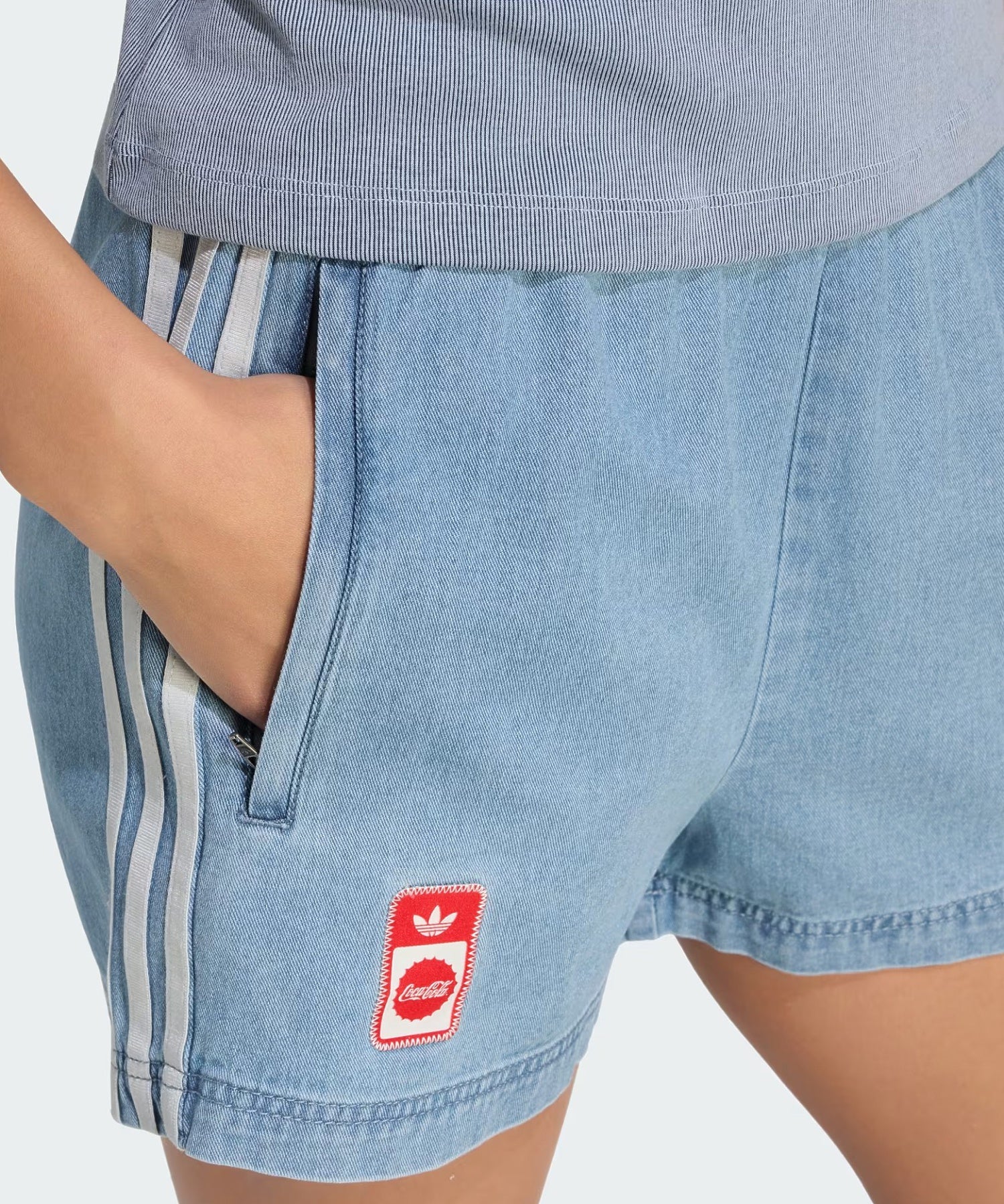 ADIDAS/アディダス/COCA COLA W DENIM SHORTS KY7564