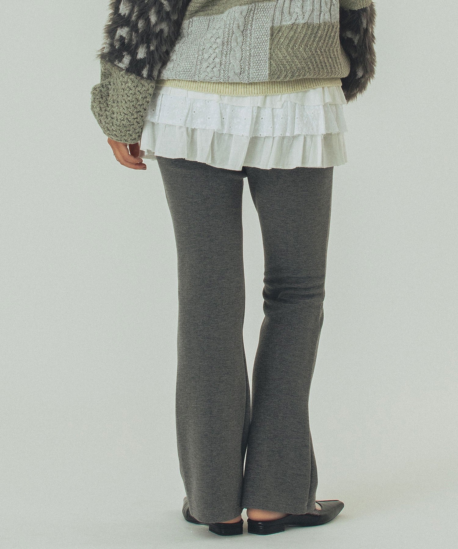 CUT FLARE PANTS