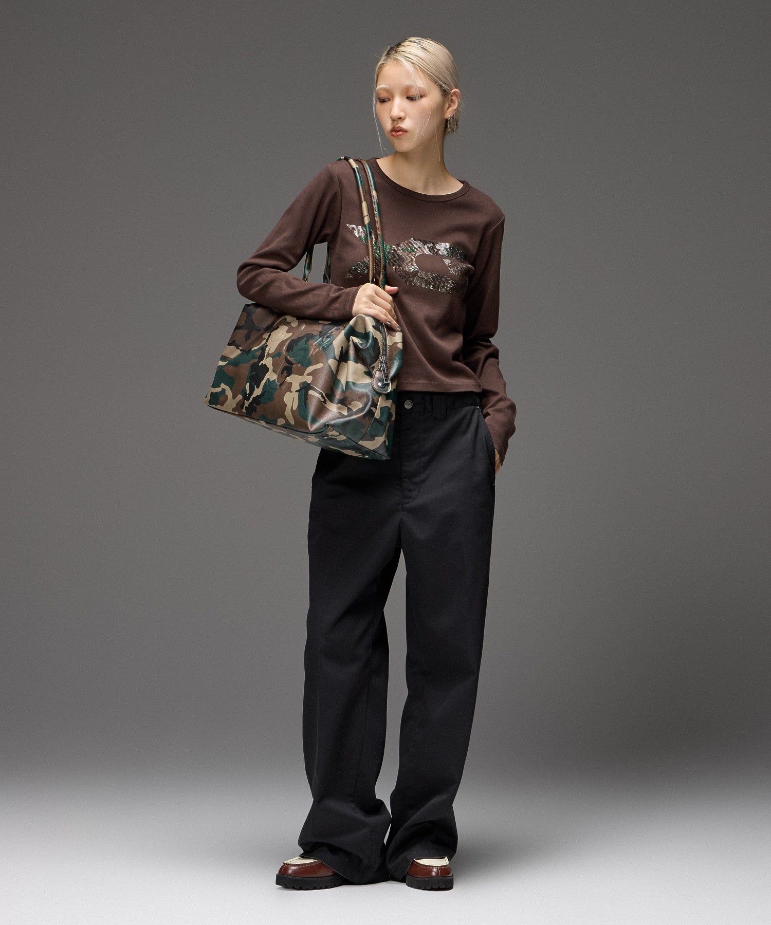 EMBOSSED XG LOGO BOSTON BAG