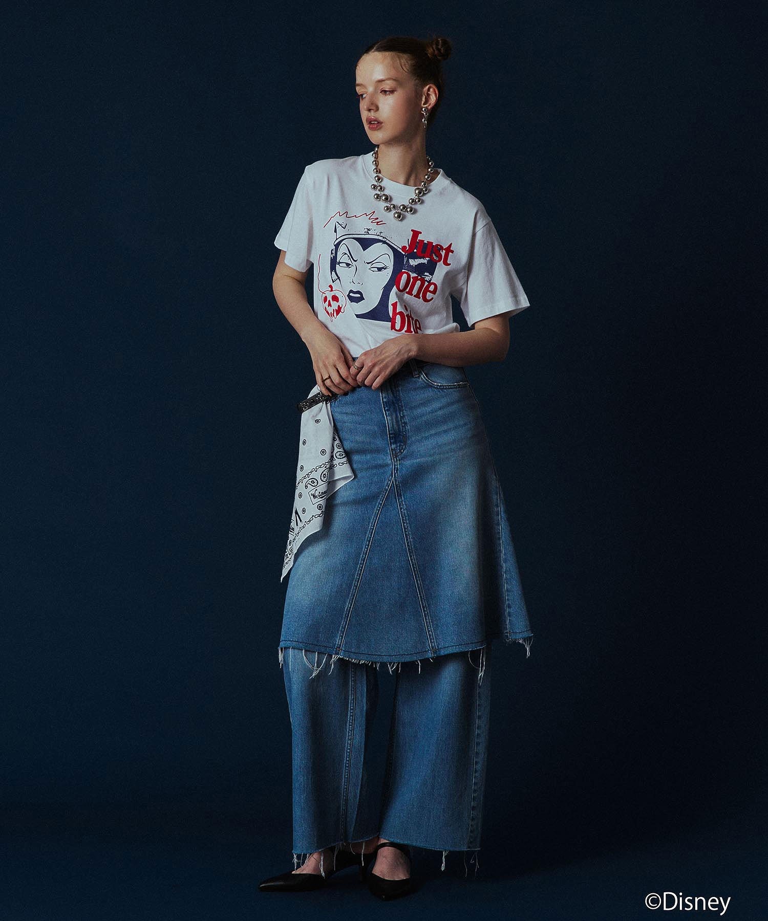 COLSUN/QUEEN GRIMHILDE S/S TEE