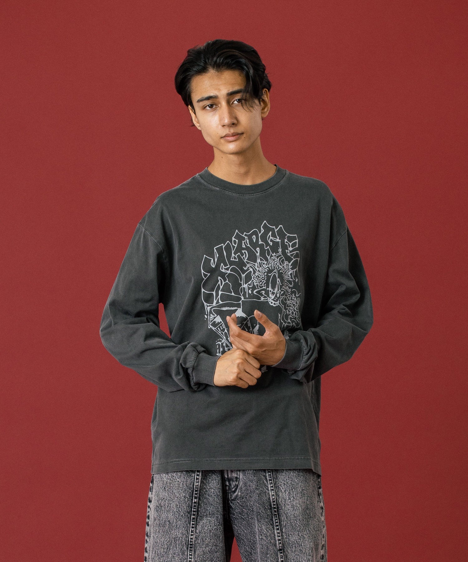 MODEL 身長183cm / 着用サイズ：Lサイズ