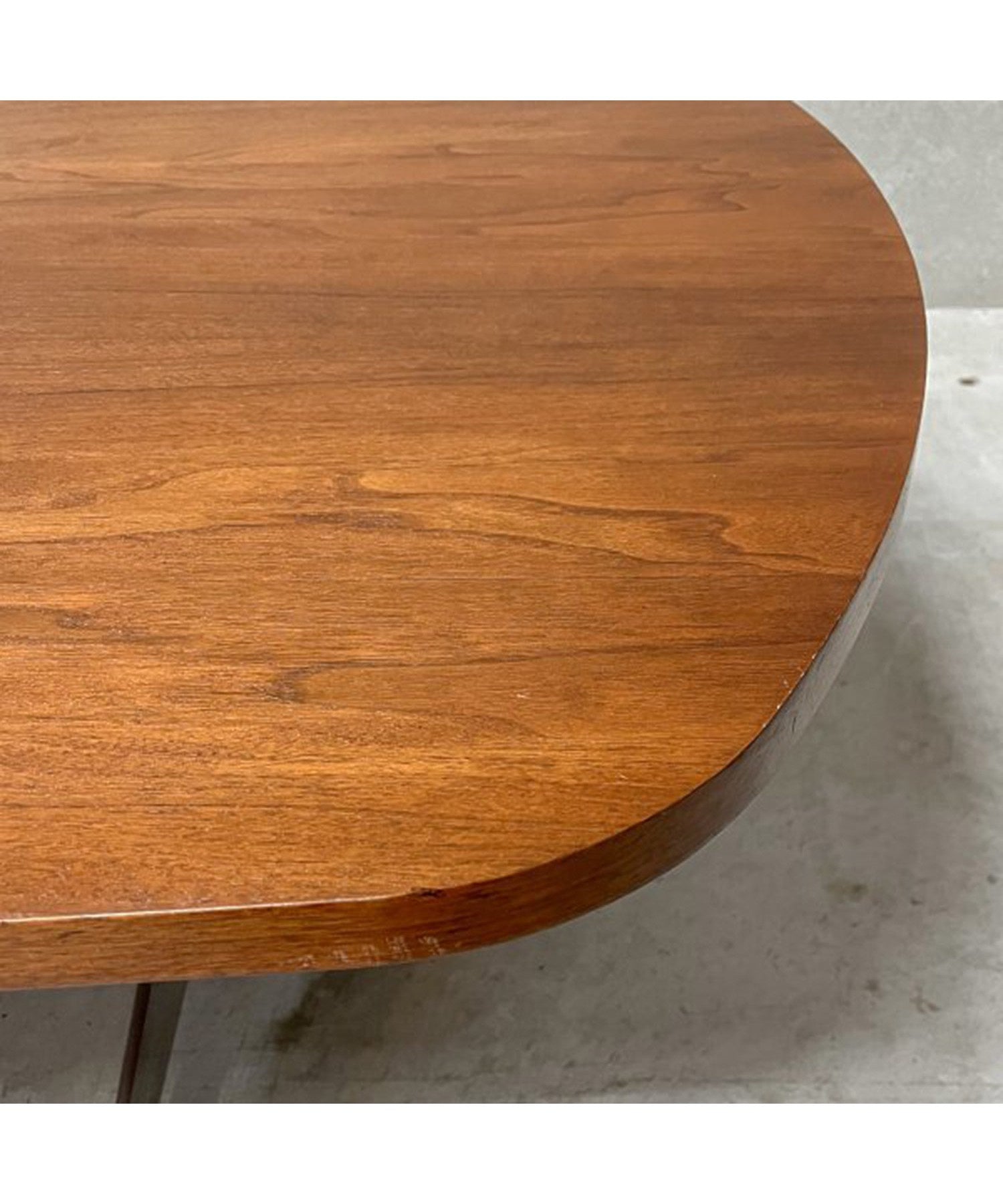 HermanMiller Eames Oval Top Coffee Table