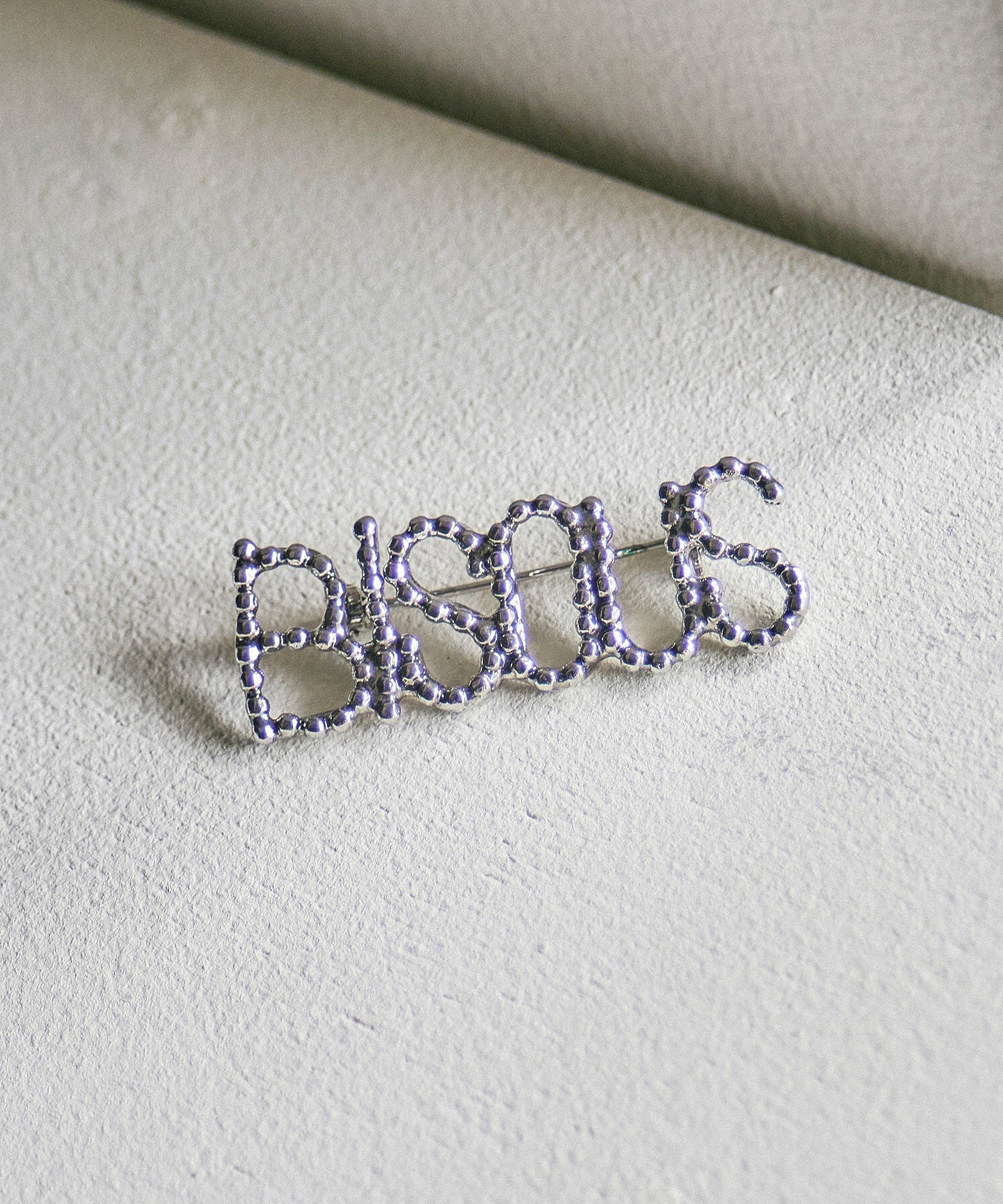ADER.bijoux/CUTSTEEL BISOUS BROOCH