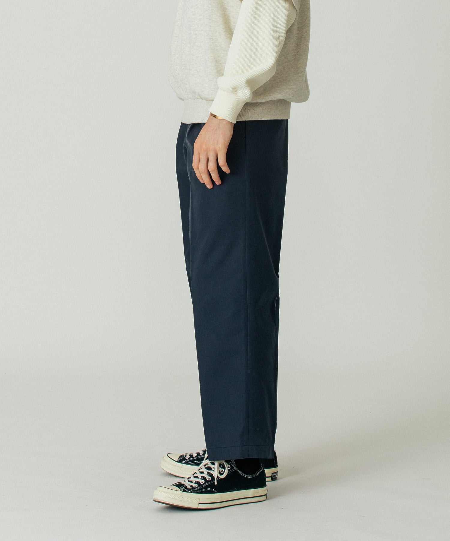 CHINO PANTS