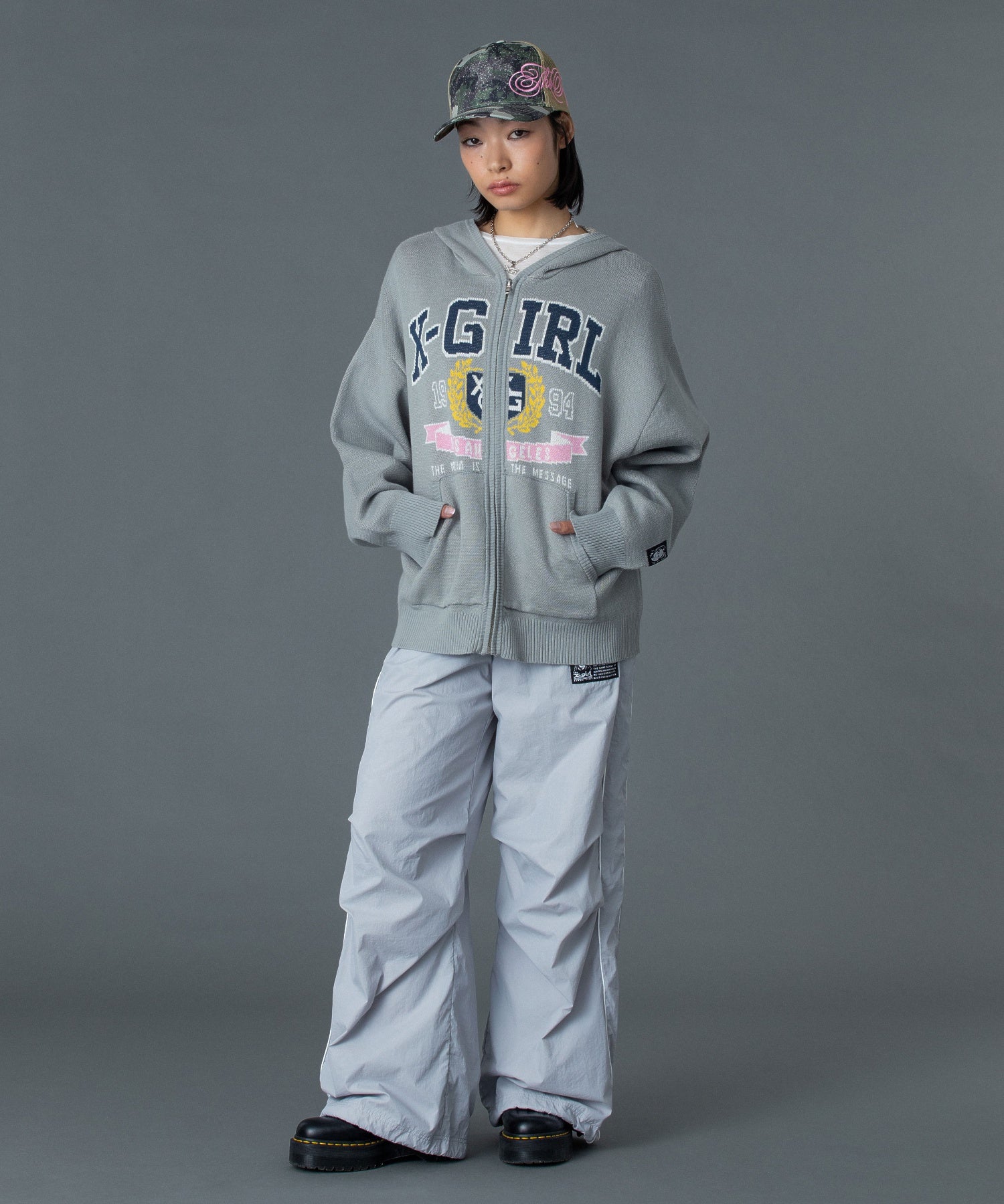 FACE LABEL TRACK PANTS