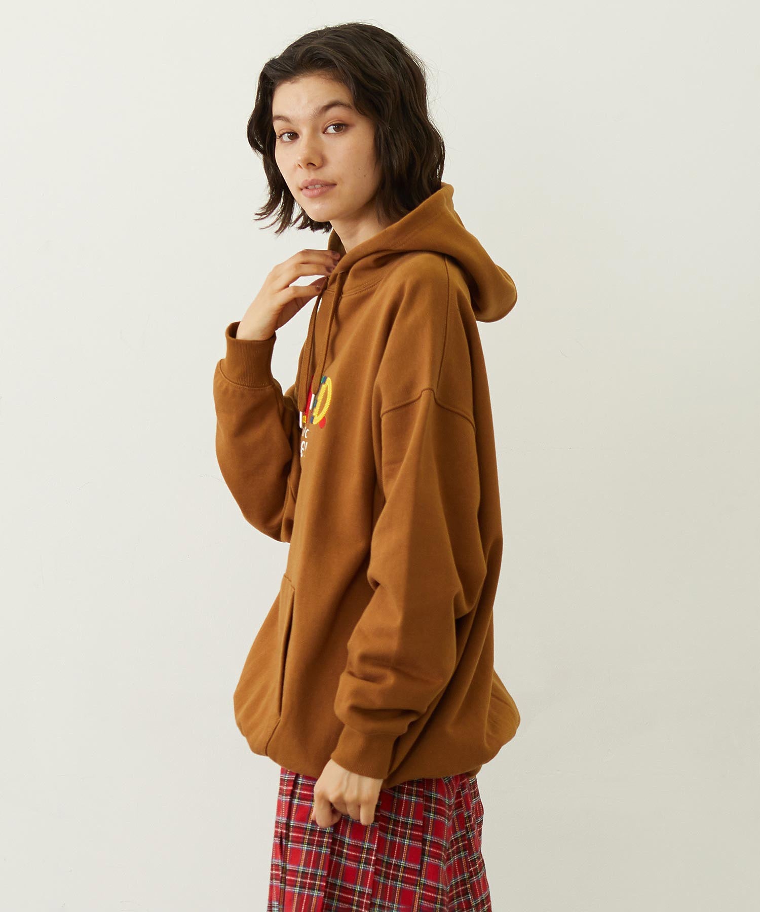 RETRO LOGO FELT PATCH SWEAT HOODIE