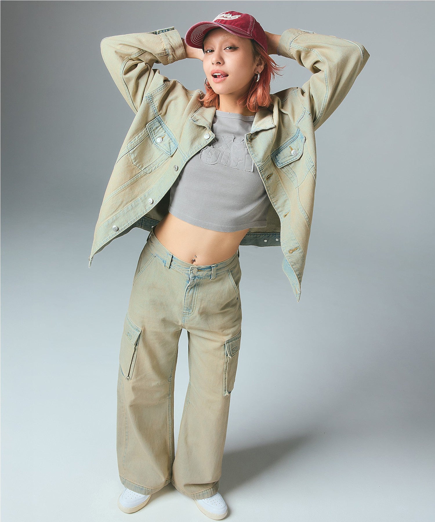 DISTRESSED LOGO PATCH L/S COMPACT TOP