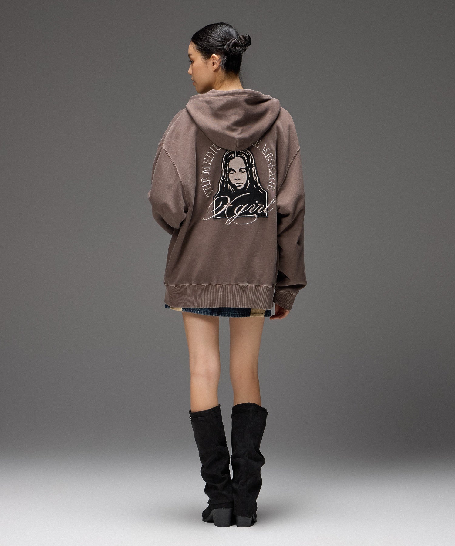 PIGMENT DYED FACE PATCH AND LOGO ZIP UP SWEAT HOODIE