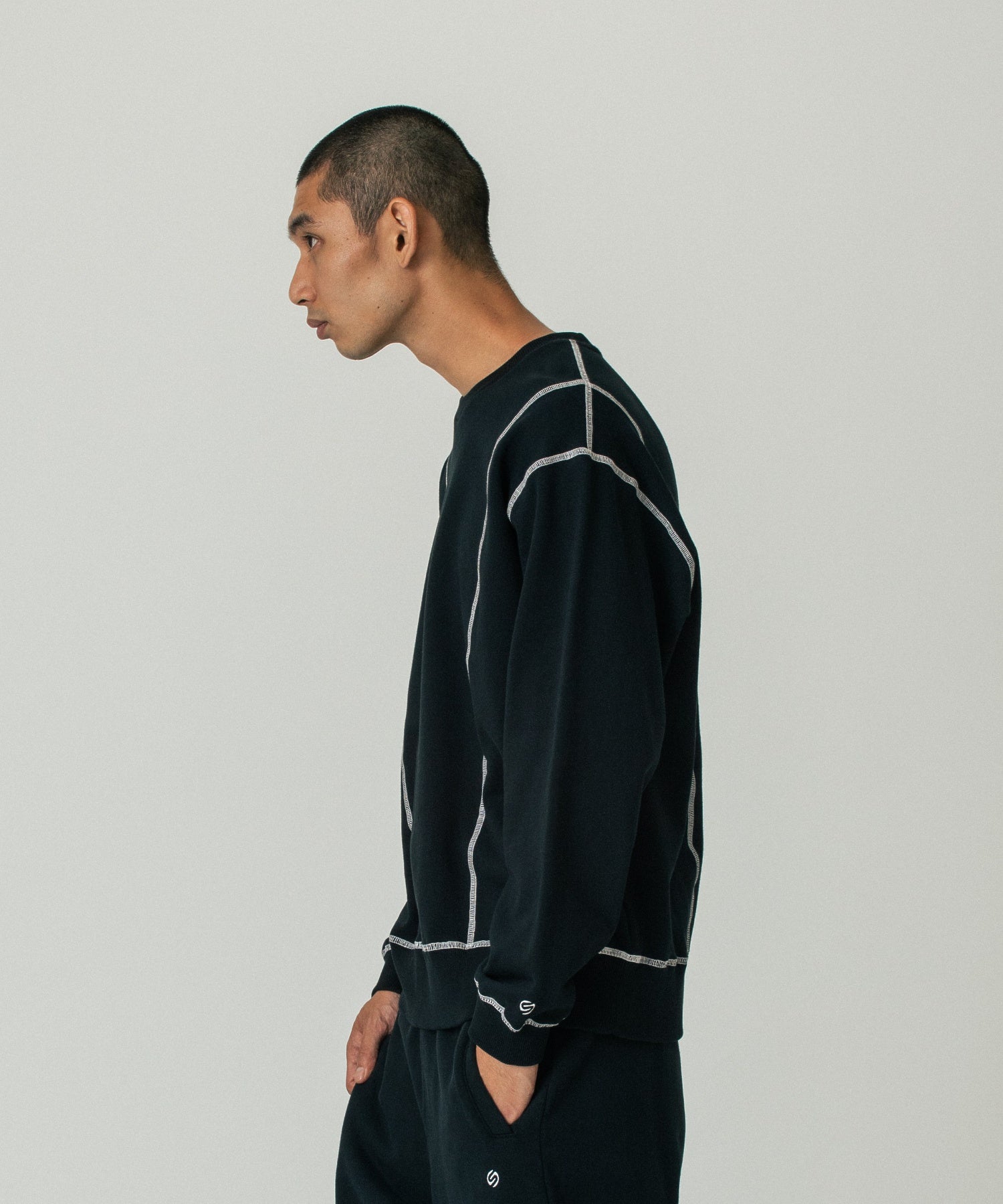 STITCH SWEATSHIRT