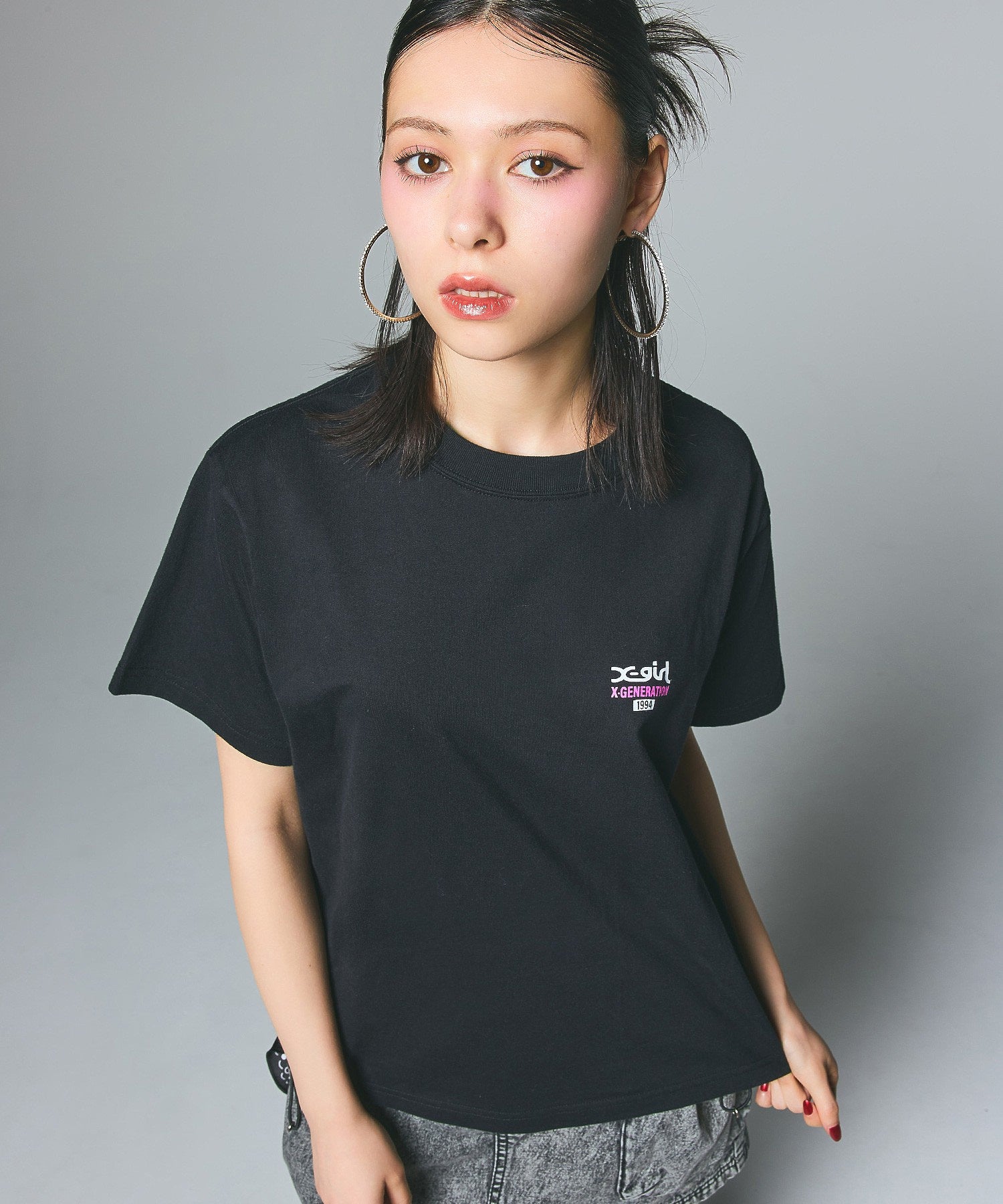 MESSAGE BOX FRAMED FACE S/S TEE