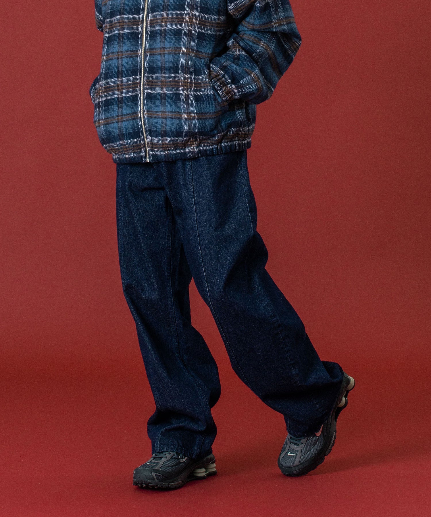 MODEL 身長172cm / 着用サイズ：34inch