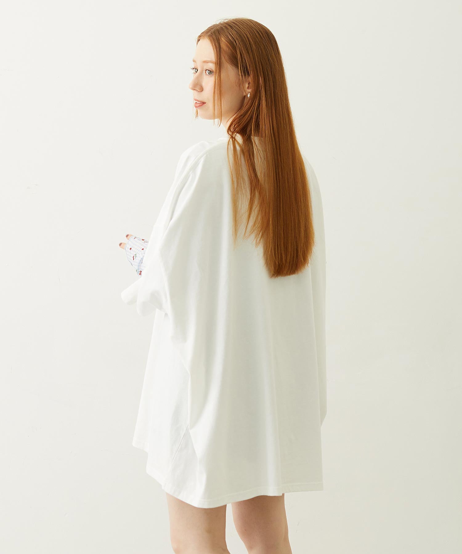 STENCIL SAGARA EMBROIDERY S/S TEE