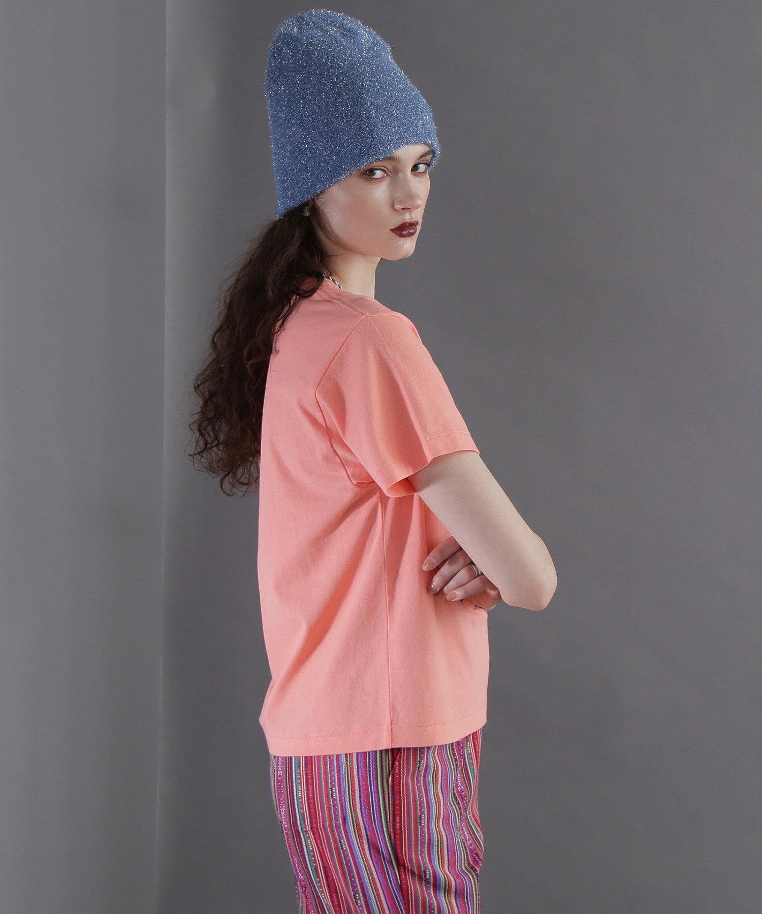 mag.by c/フラワーグラフィックTシャツ