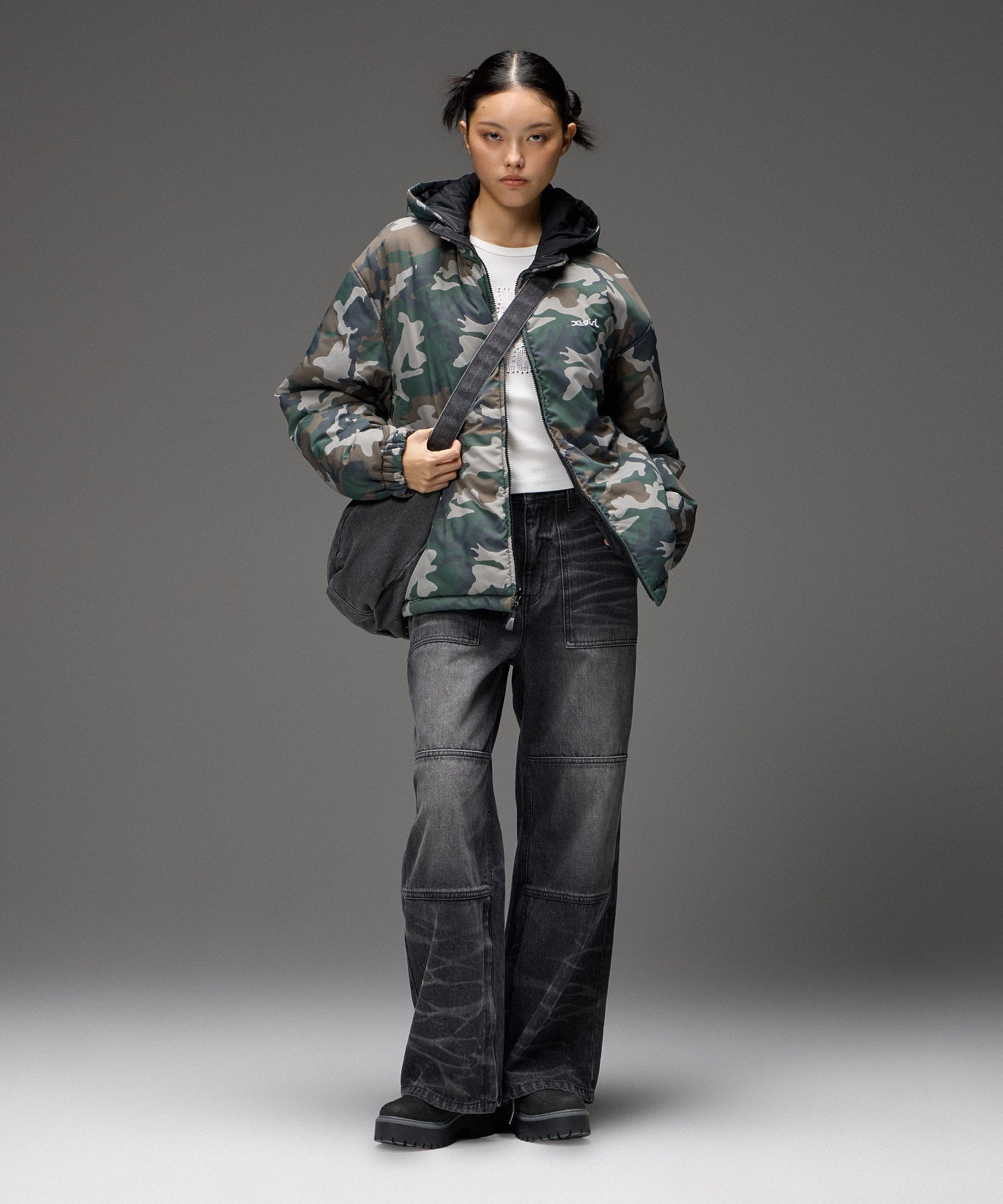 MIX FONT LOGO FADED SHOULDER BAG
