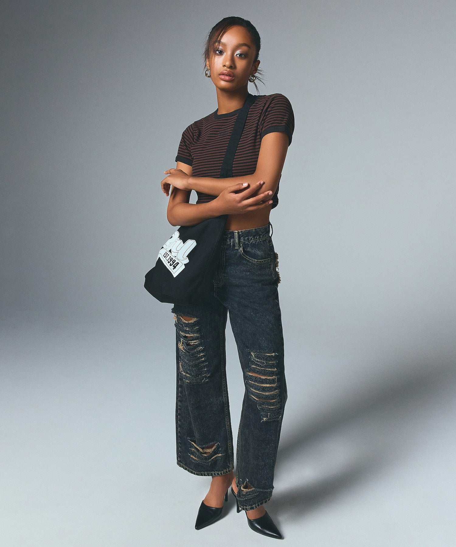 DISTRESSED LOOSE STRAIGHT DENIM PANTS
