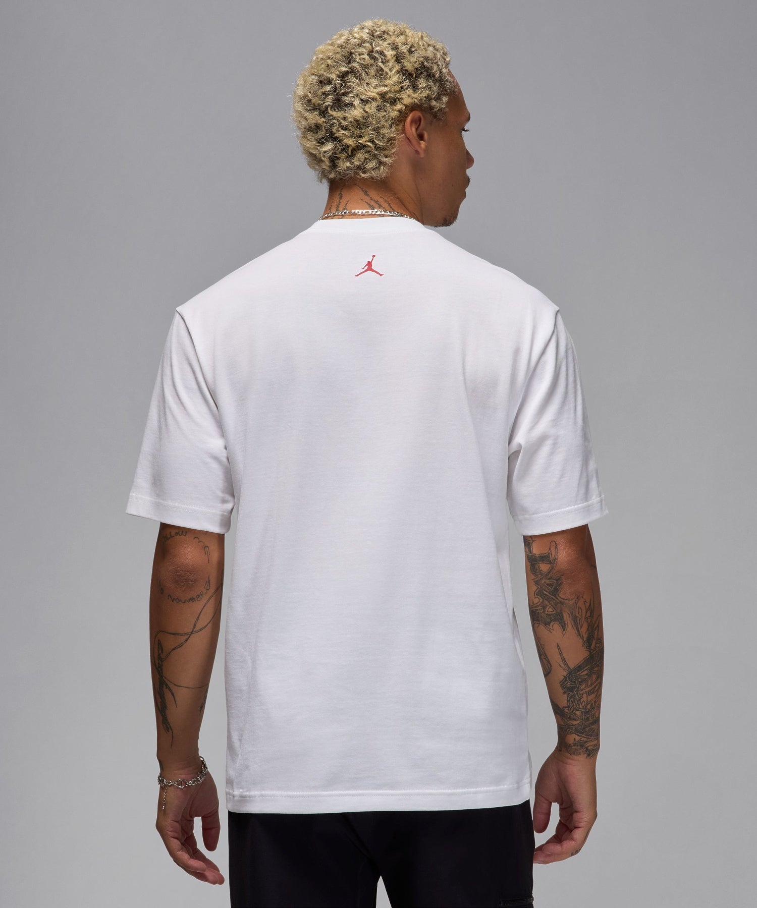 JORDAN BRAND/ジョーダンブランド/BR SNKR PCH CREW S/S TEE HJ2326-010