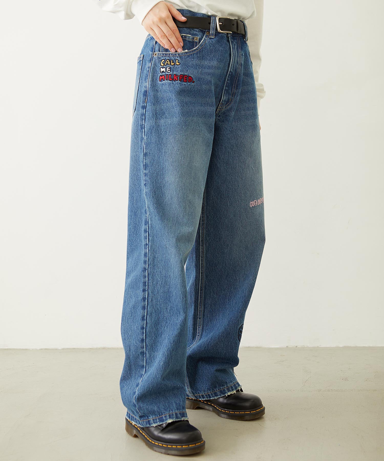 DOODLE EMBROIDERED DENIM PANTS