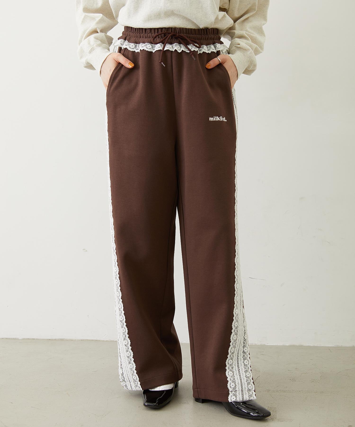 LACE LINE PANTS