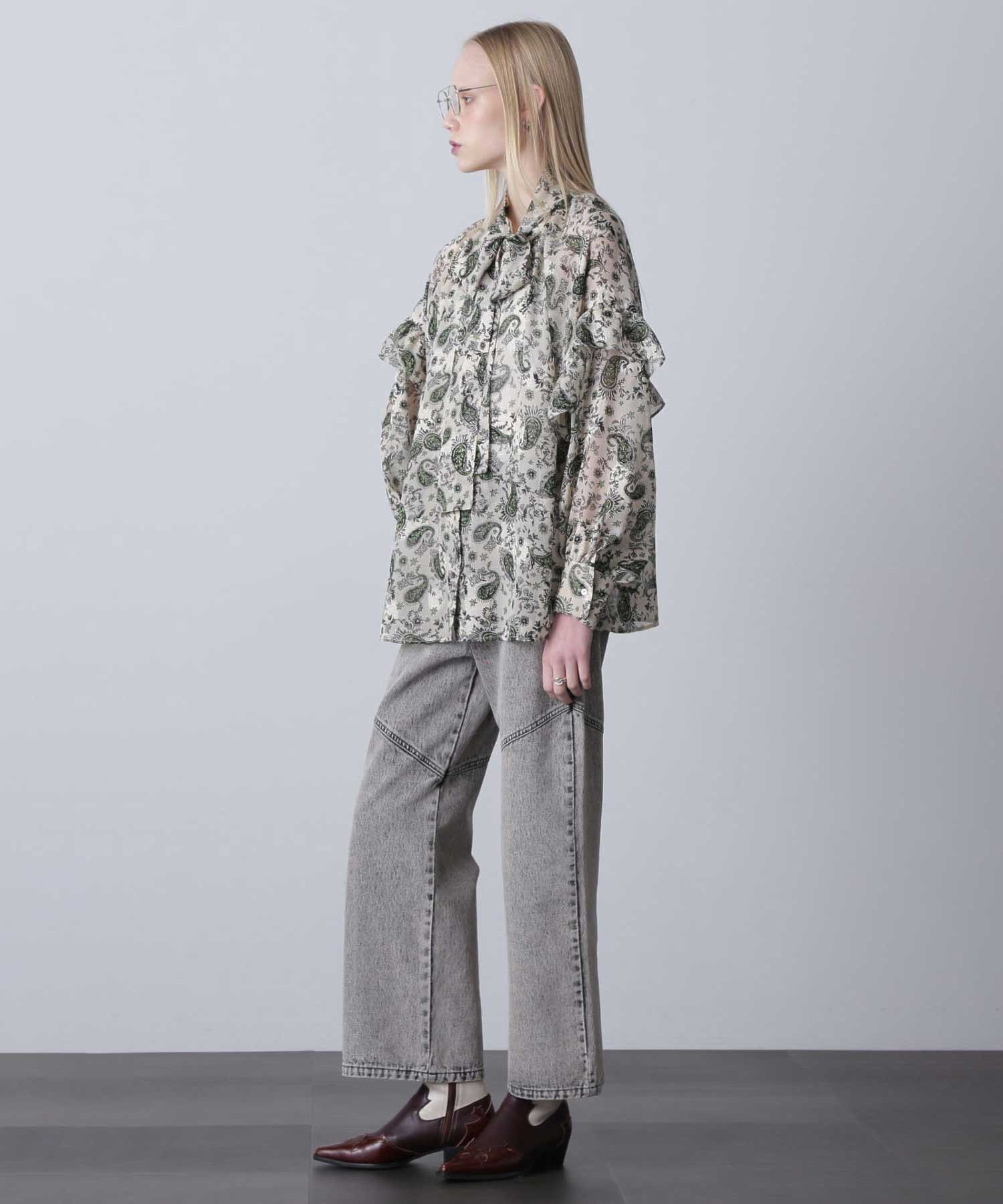 ジャガードプリントブラウス