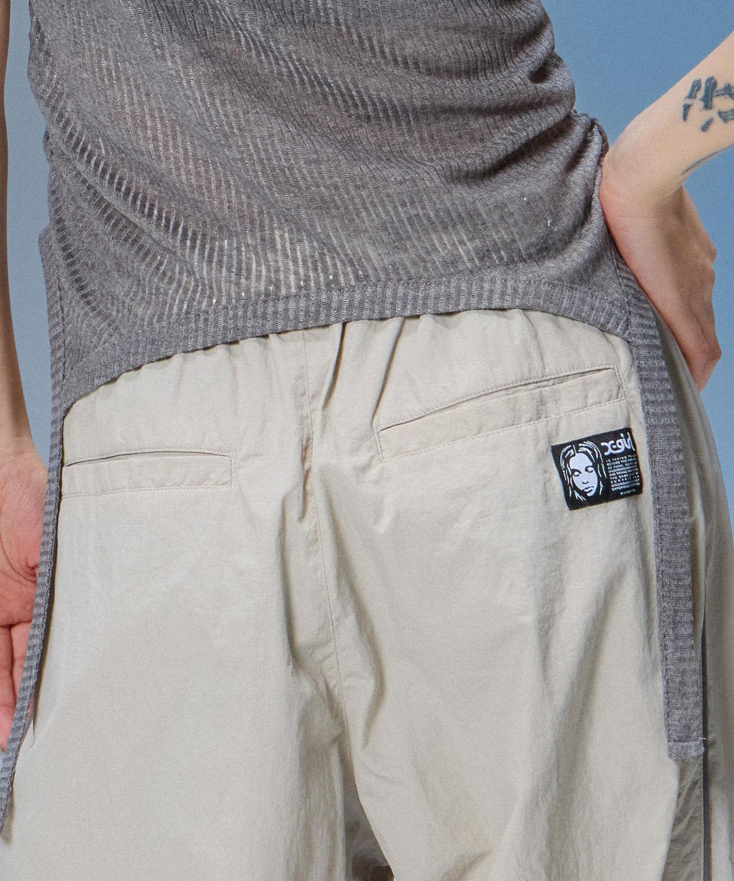 BANANA SHAPE TRACK PANTS