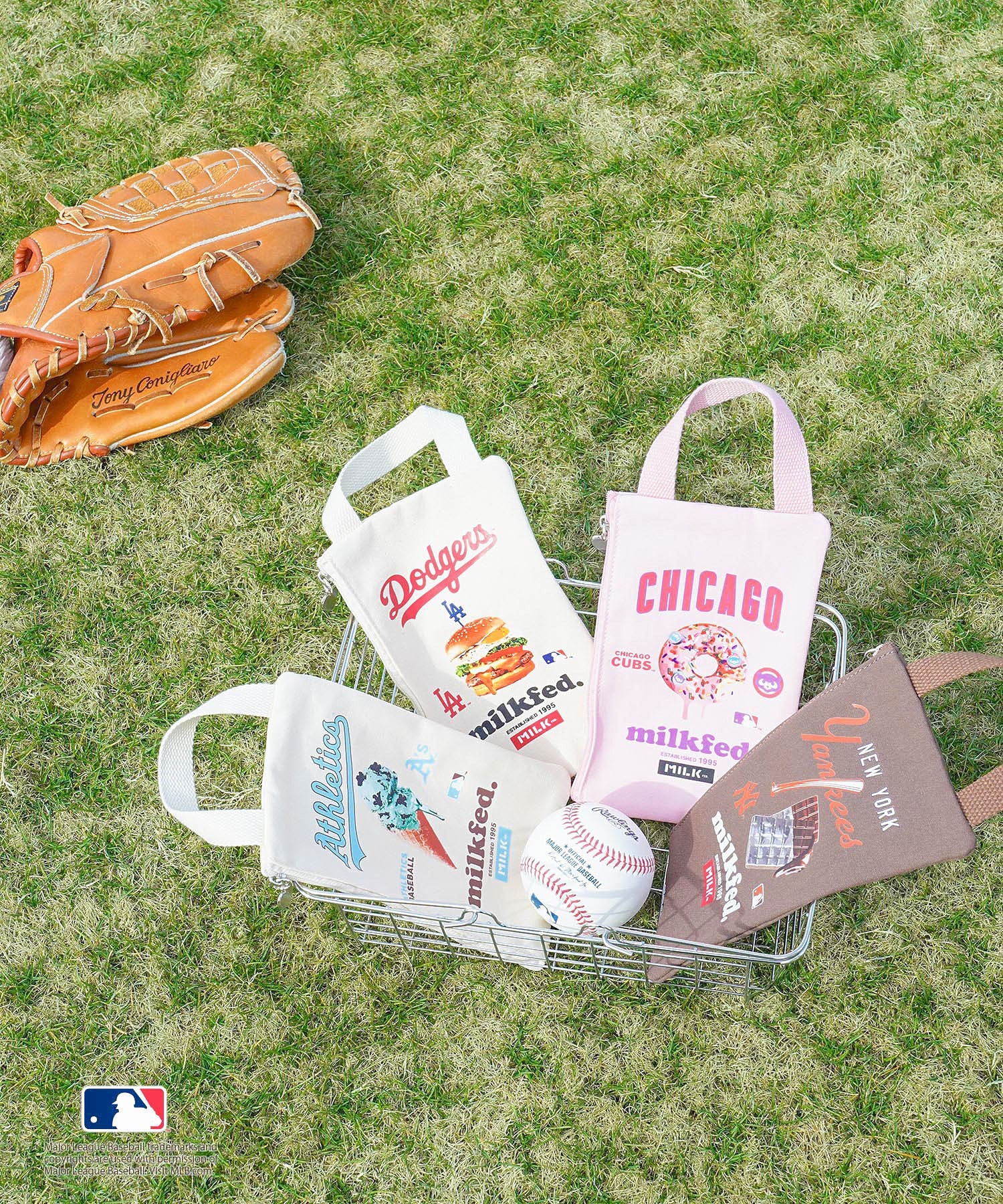 MILKFED. × MLB POUCH