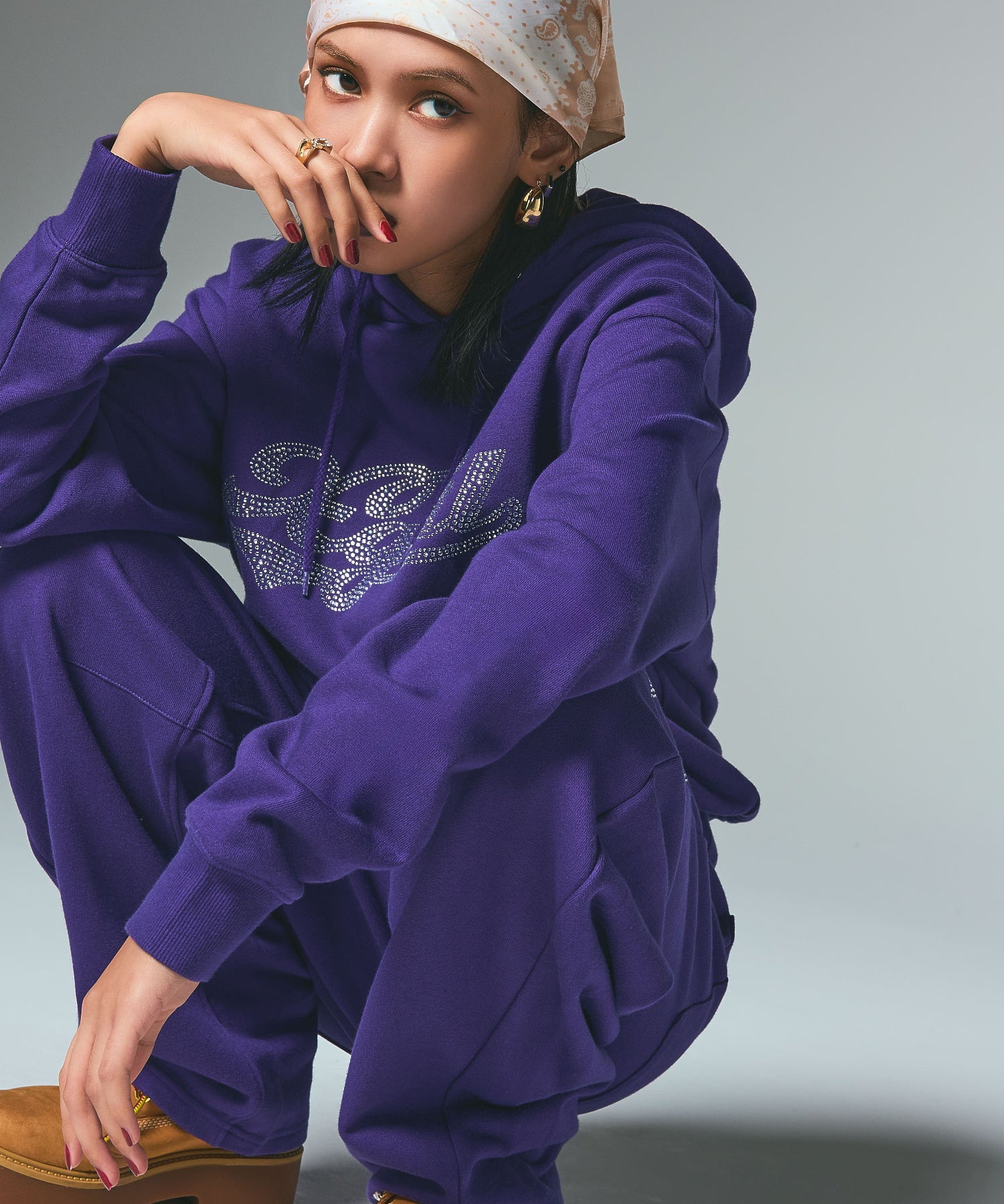 RHINESTONE CURSIVE LOGO SWEAT HOODIE
