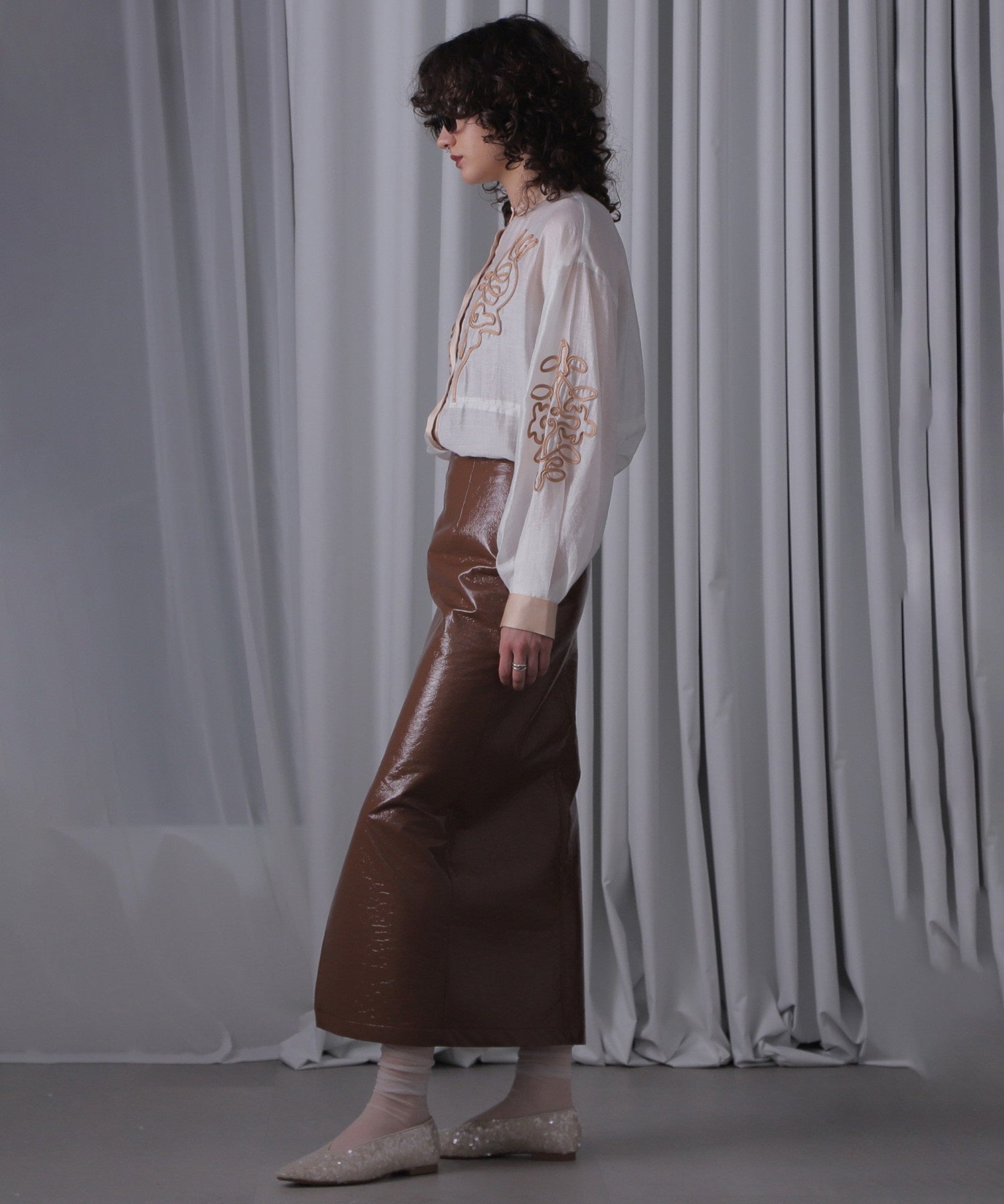 コードエンブロイダリーブラウス