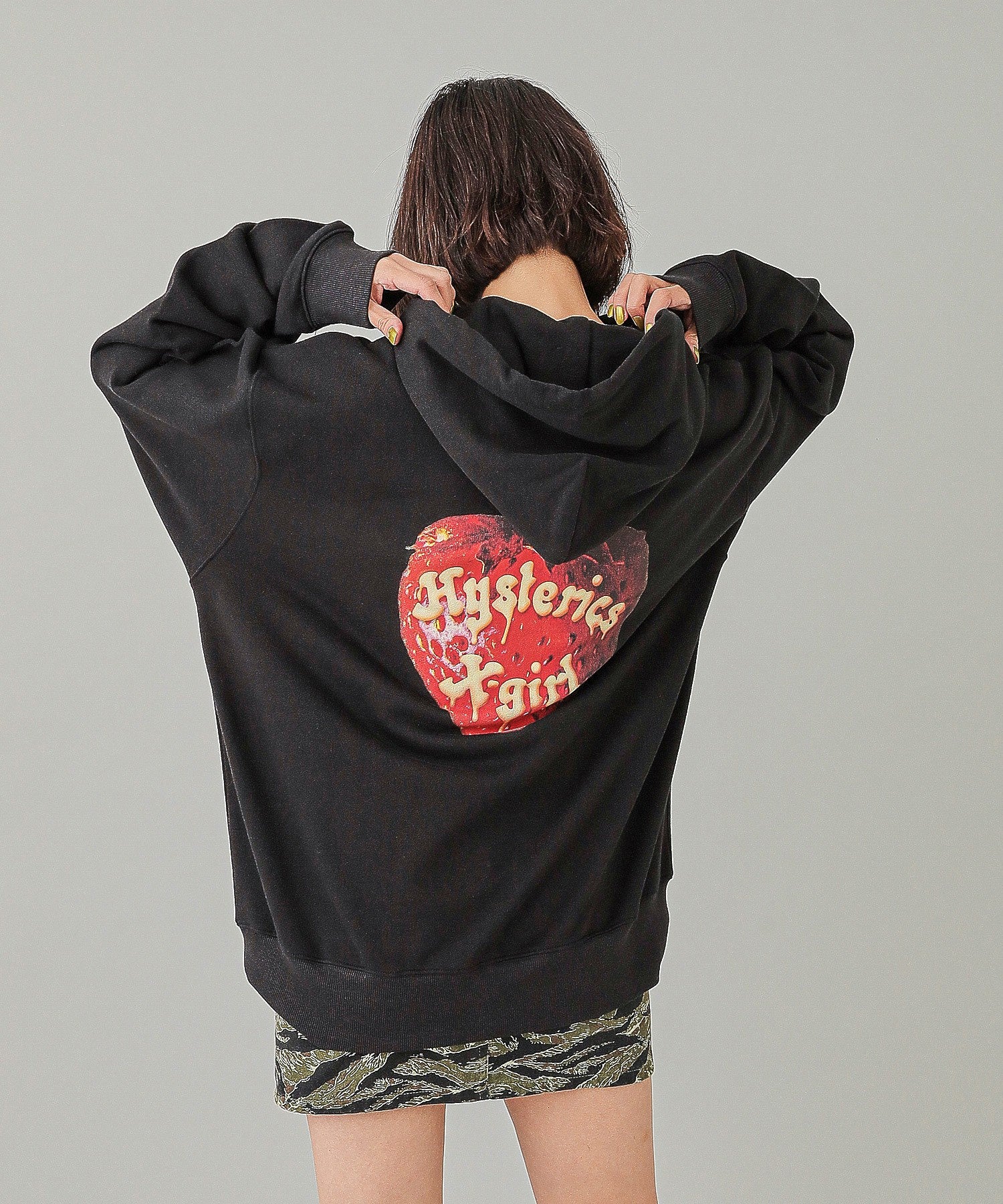 X-girl x HYSTERIC GLAMOUR SCULL AND BERRY HOODIE