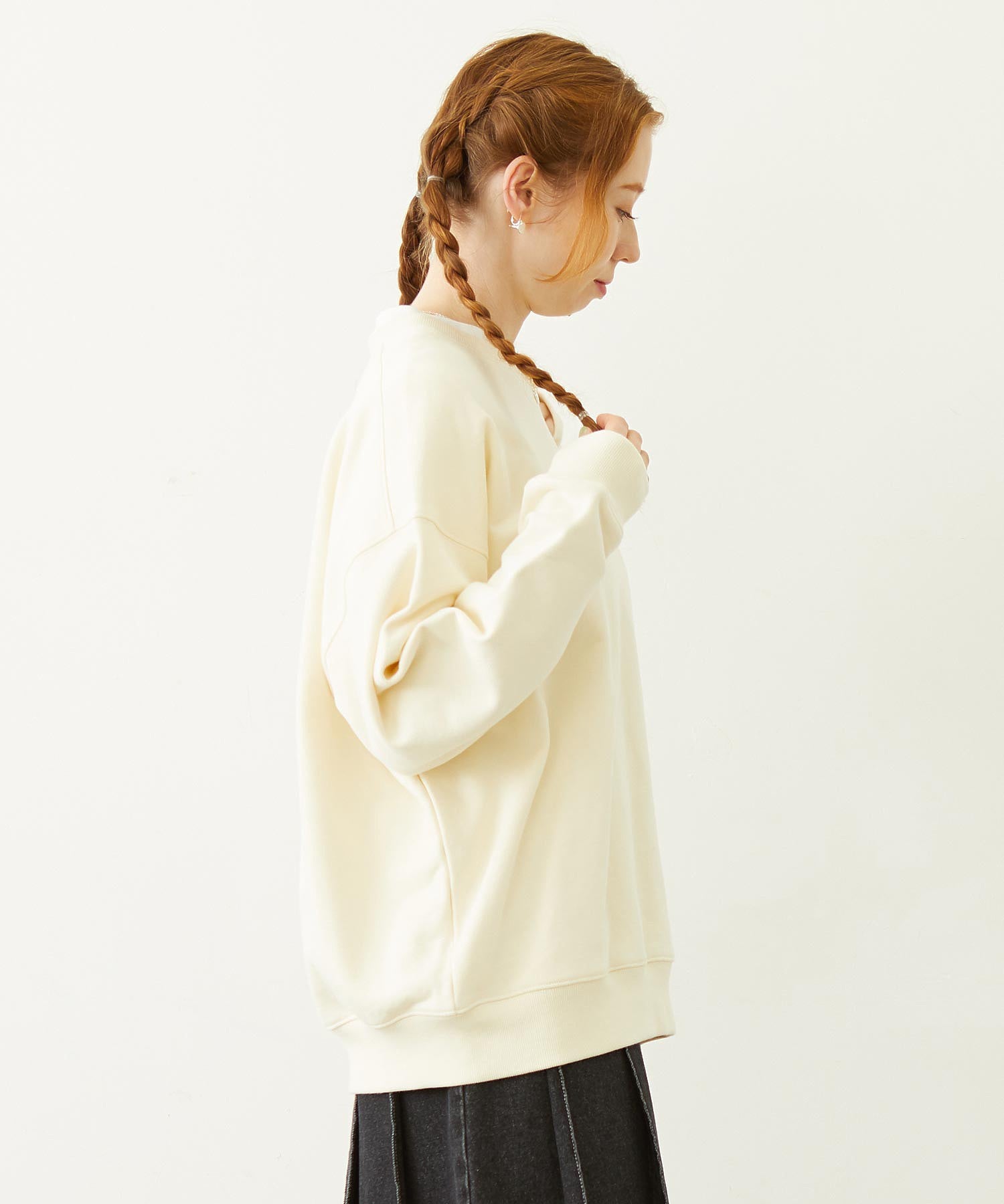 MILKFED. PLAID LOGO WIDE CREW SWEAT