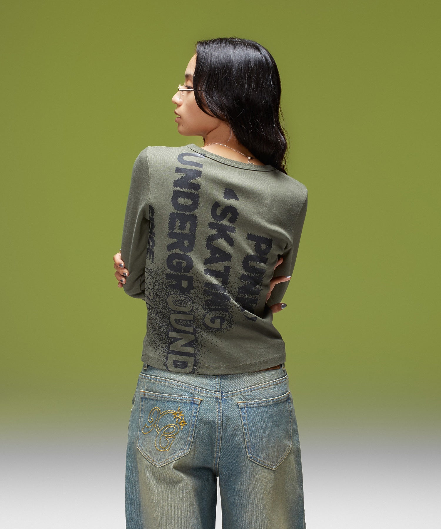 HEAVY DISTRESSED LOGO L/S BABY TEE