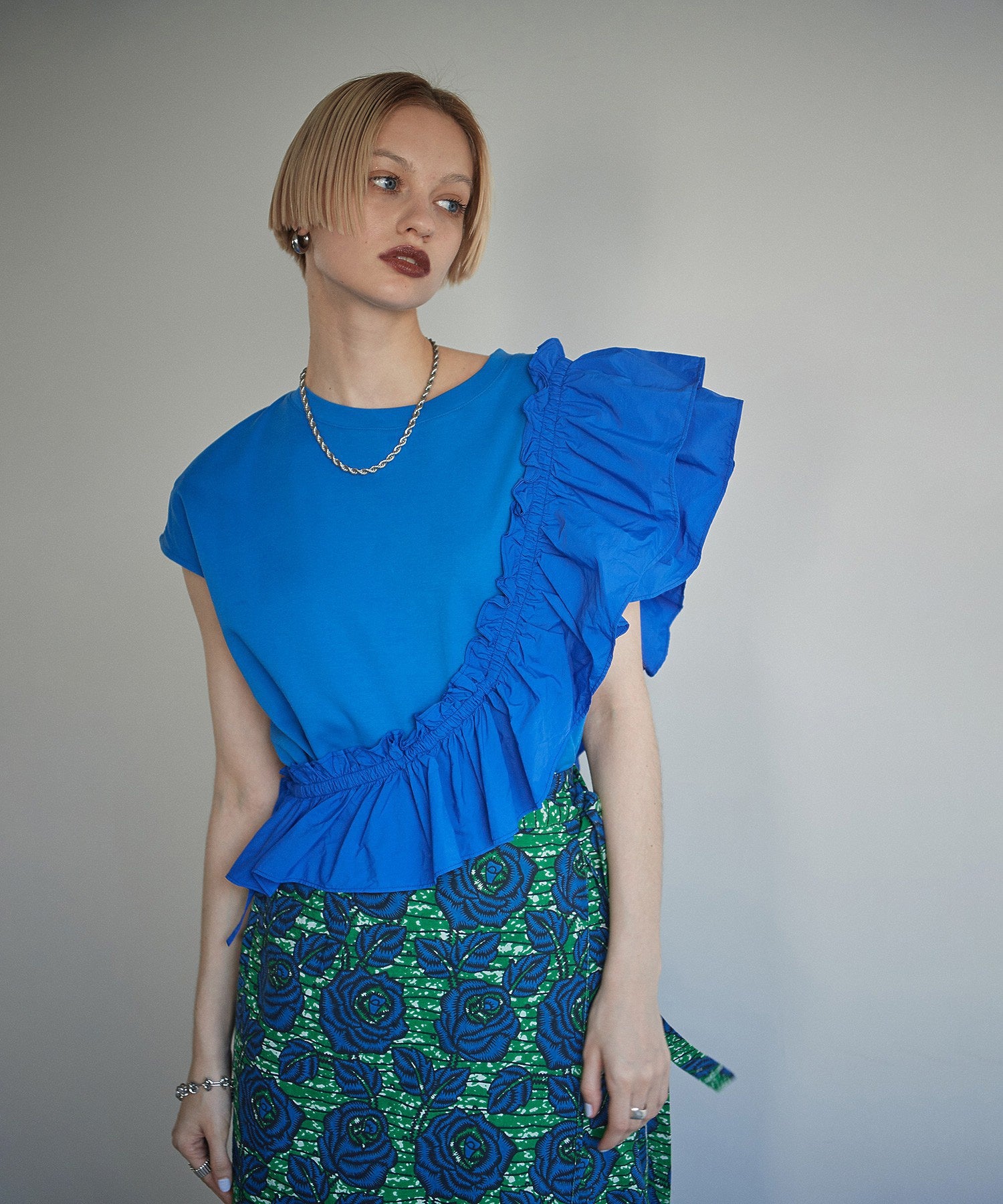 2WAYフリルドッキングカットソー