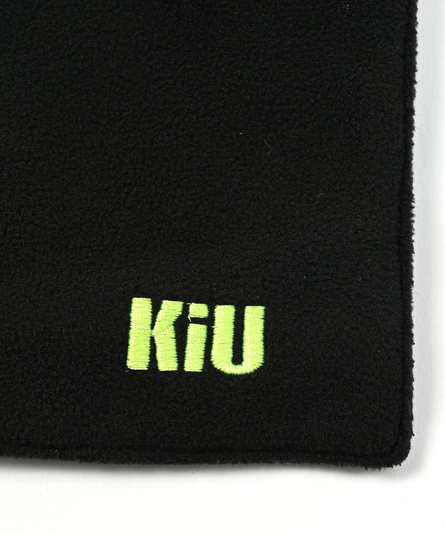 【KiU】FLEECE HOODED MUFFLER