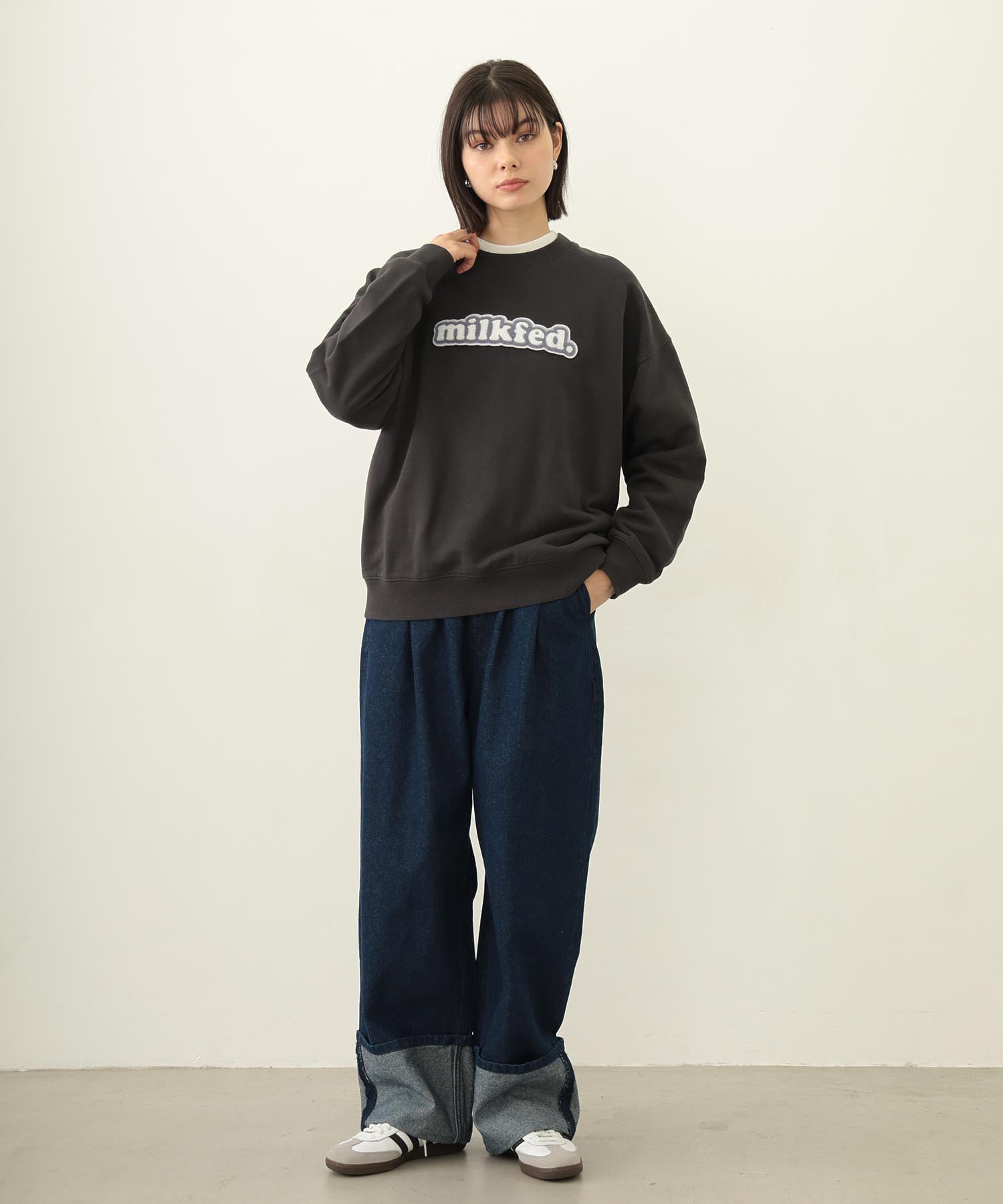 COOPER LOGO WIDE CREW SWEAT TOP