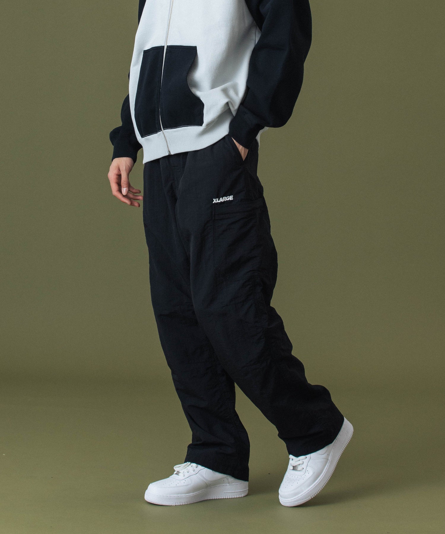 MODEL 身長183cm / 着用サイズ：Lサイズ