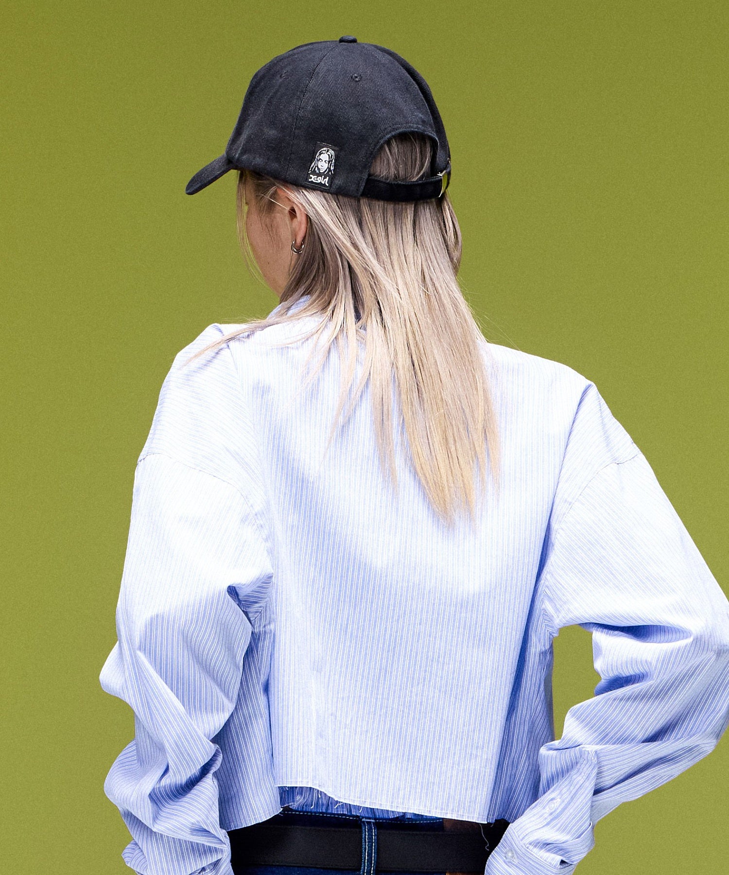 FADED FACE LABEL 6PANEL CAP